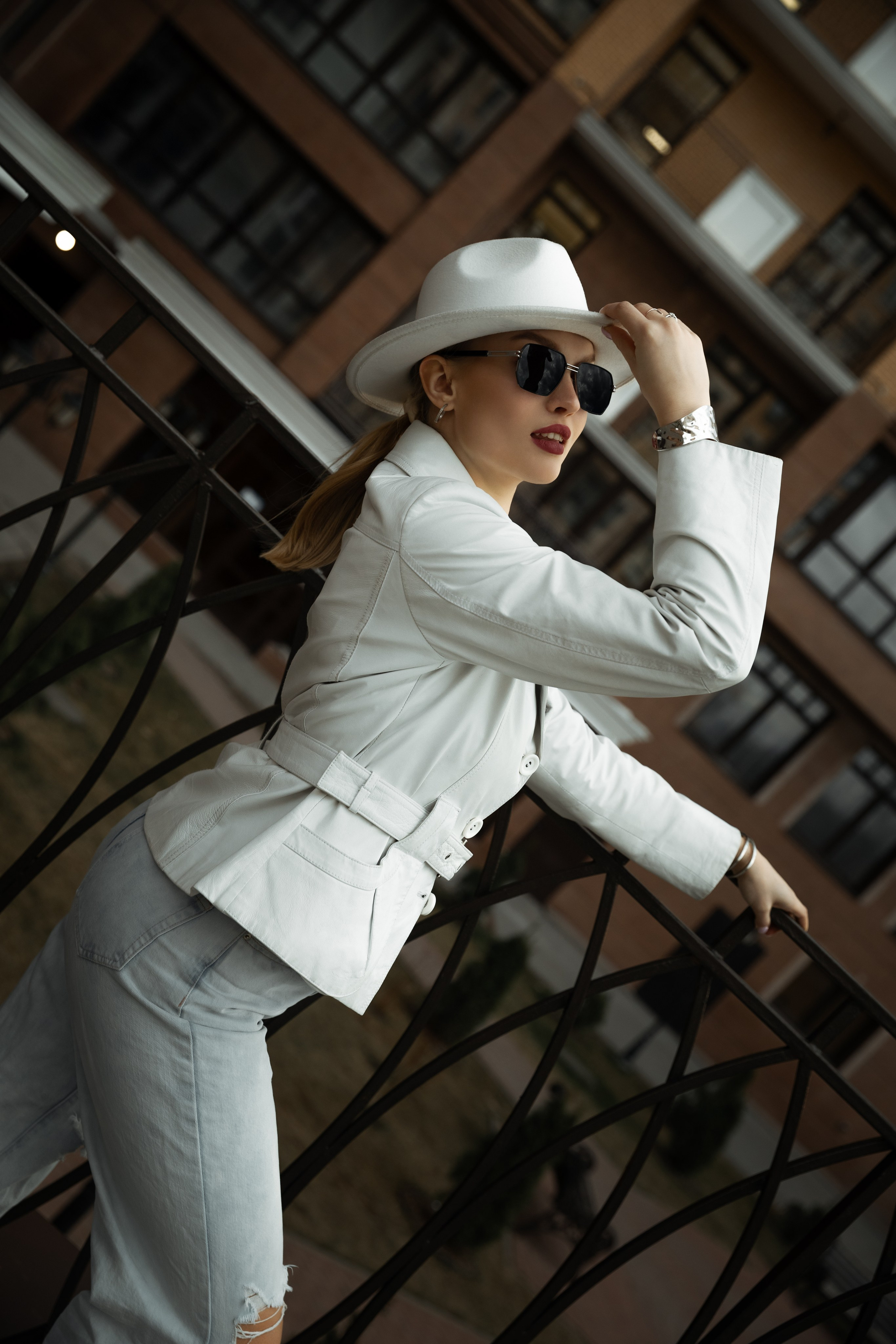 Авторский концептуальный портрет Москва | Эксклюзивный контент | Индивидуальный съемки. Фотограф брендов и бизнеса в Москве Алексей Сентюрин