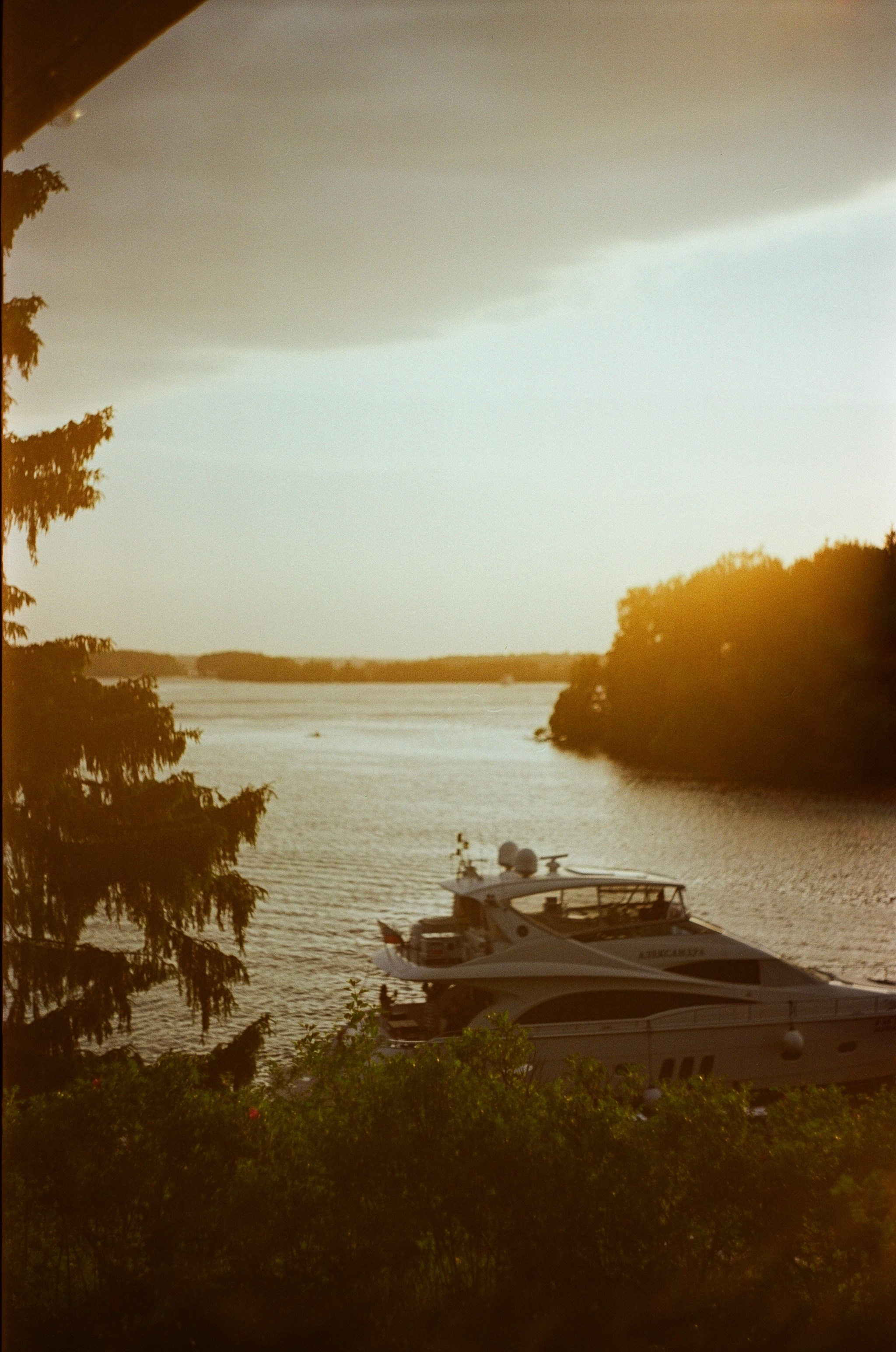 /все что вокруг. Kristina Rashkovskaya