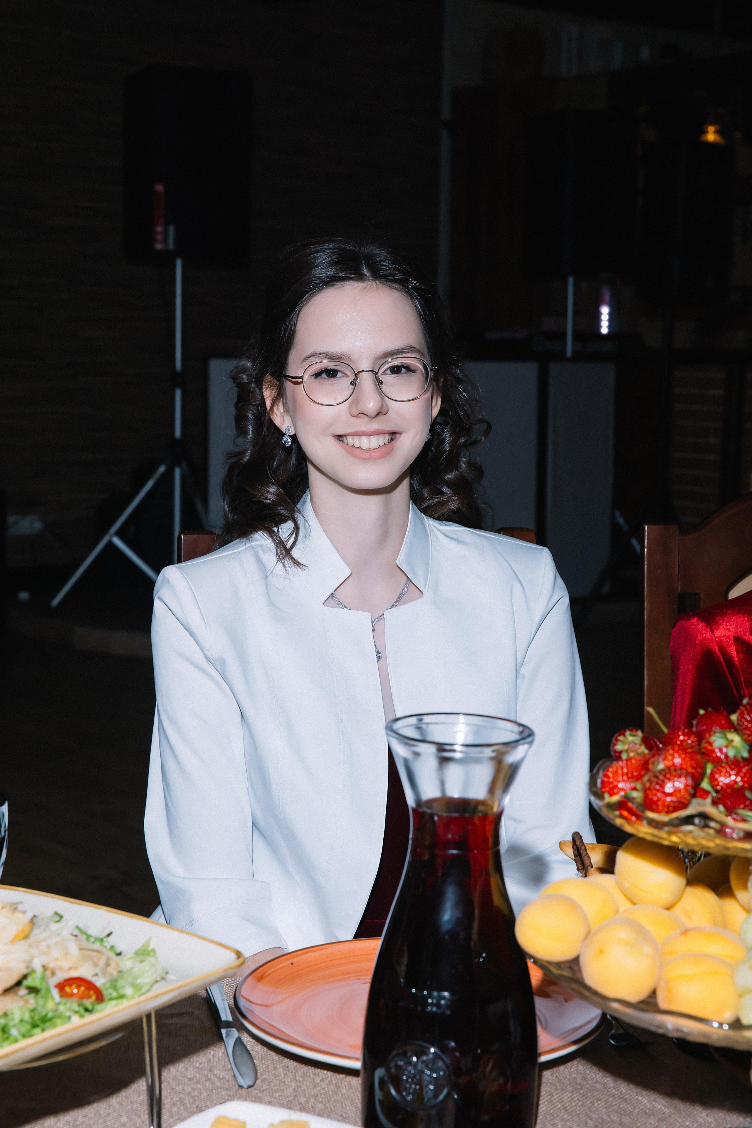 9 класс Гимназия 82. Фотограф и Видеограф в Краснодаре Юлия Солодченко