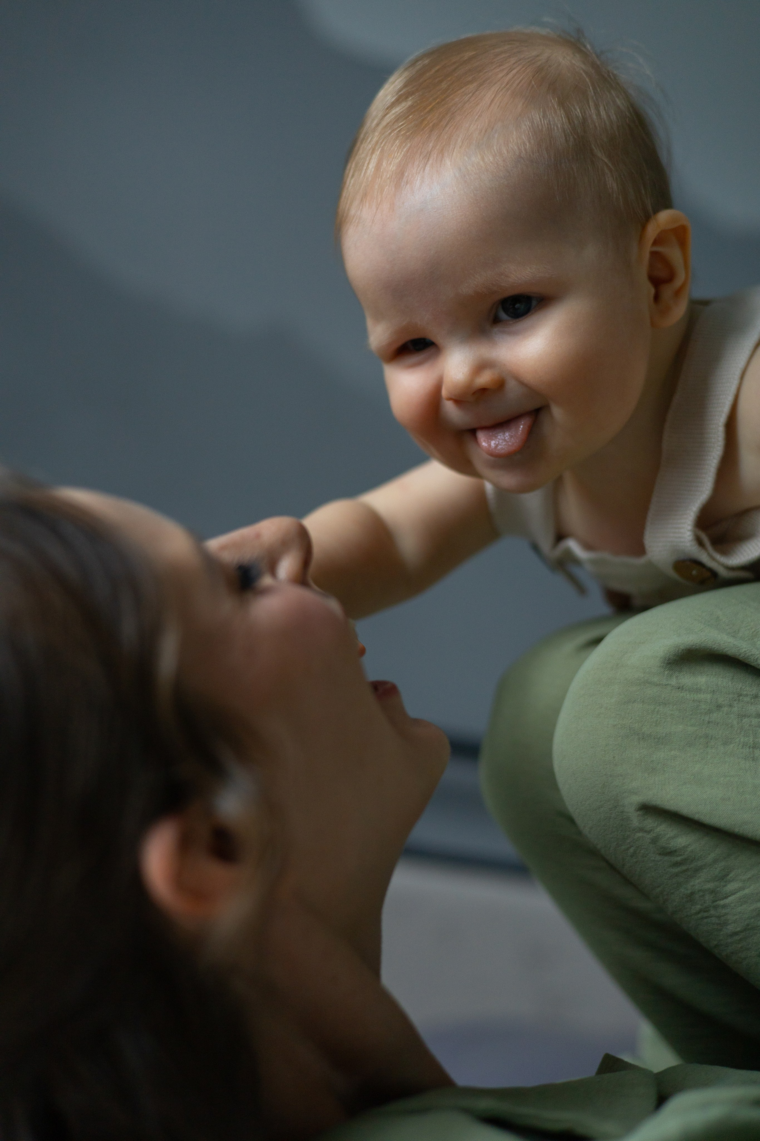 Рина, Илья и маленький Артем. Главная