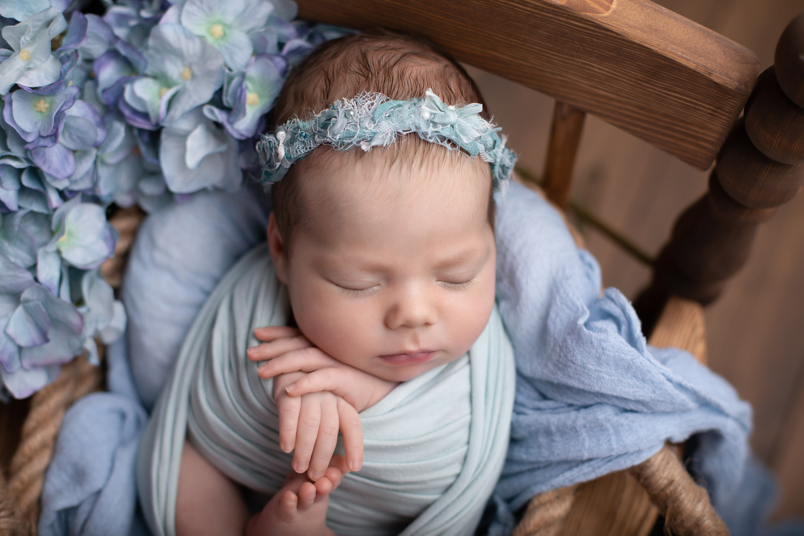 Новорожденные девочки. Фотограф новорожденных в Нижнем Новгороде Белякова Оксана