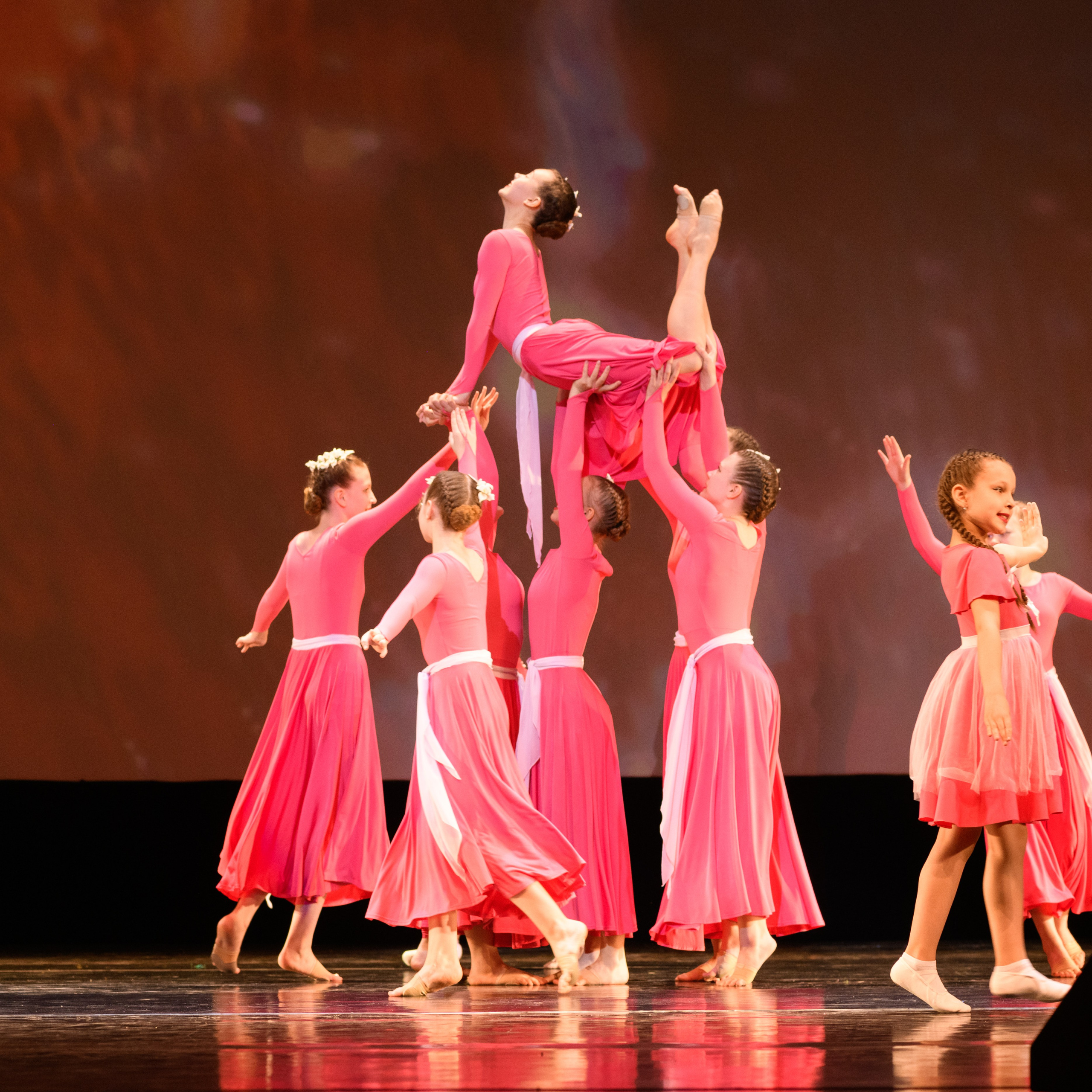 23 апреля, часть 2, БКЗ Октябрьский, г. Санкт-Петербург. Золотое яблочко