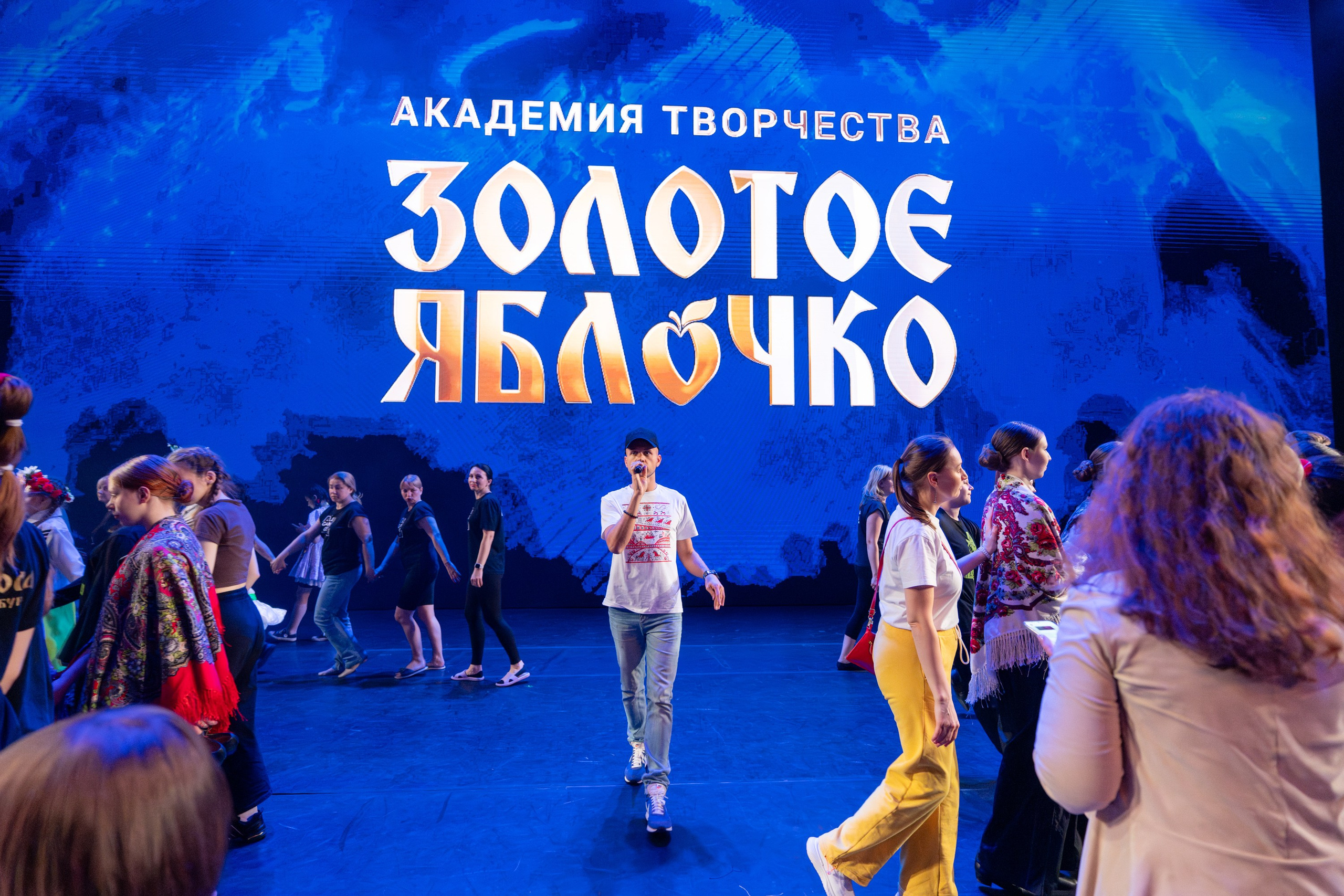 17 мая, г. Москва, Кремль, Закулисье. Золотое яблочко