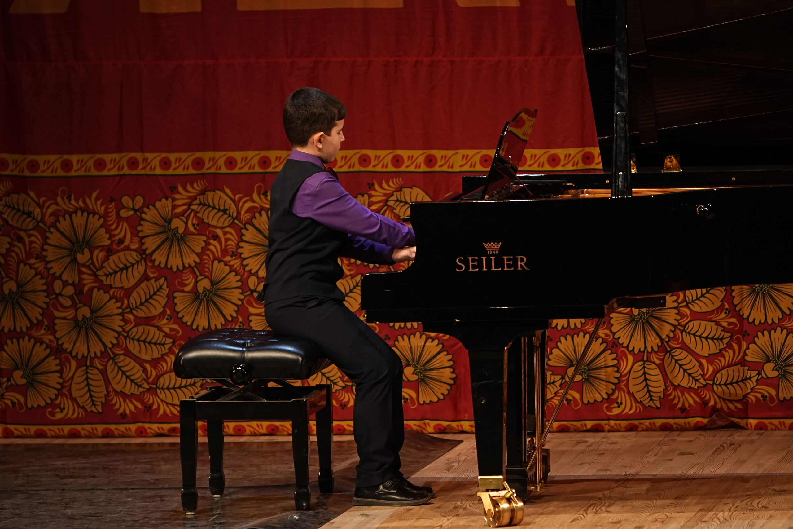 16 февраля, блок 2, г. Москва. Золотое яблочко