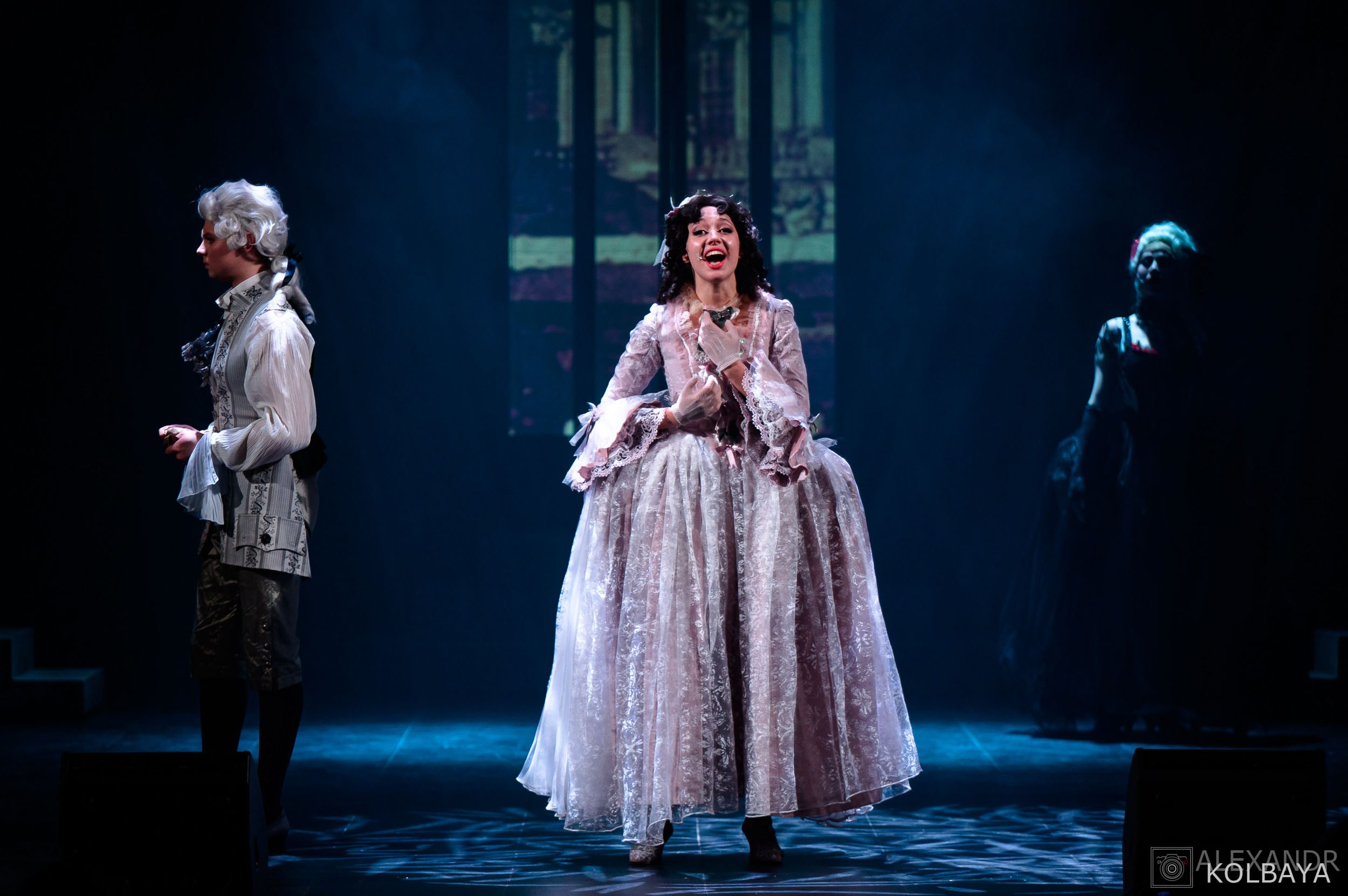 Опасные связи. Концертный и театральный репортажный фотограф в Москве Александр Колбая