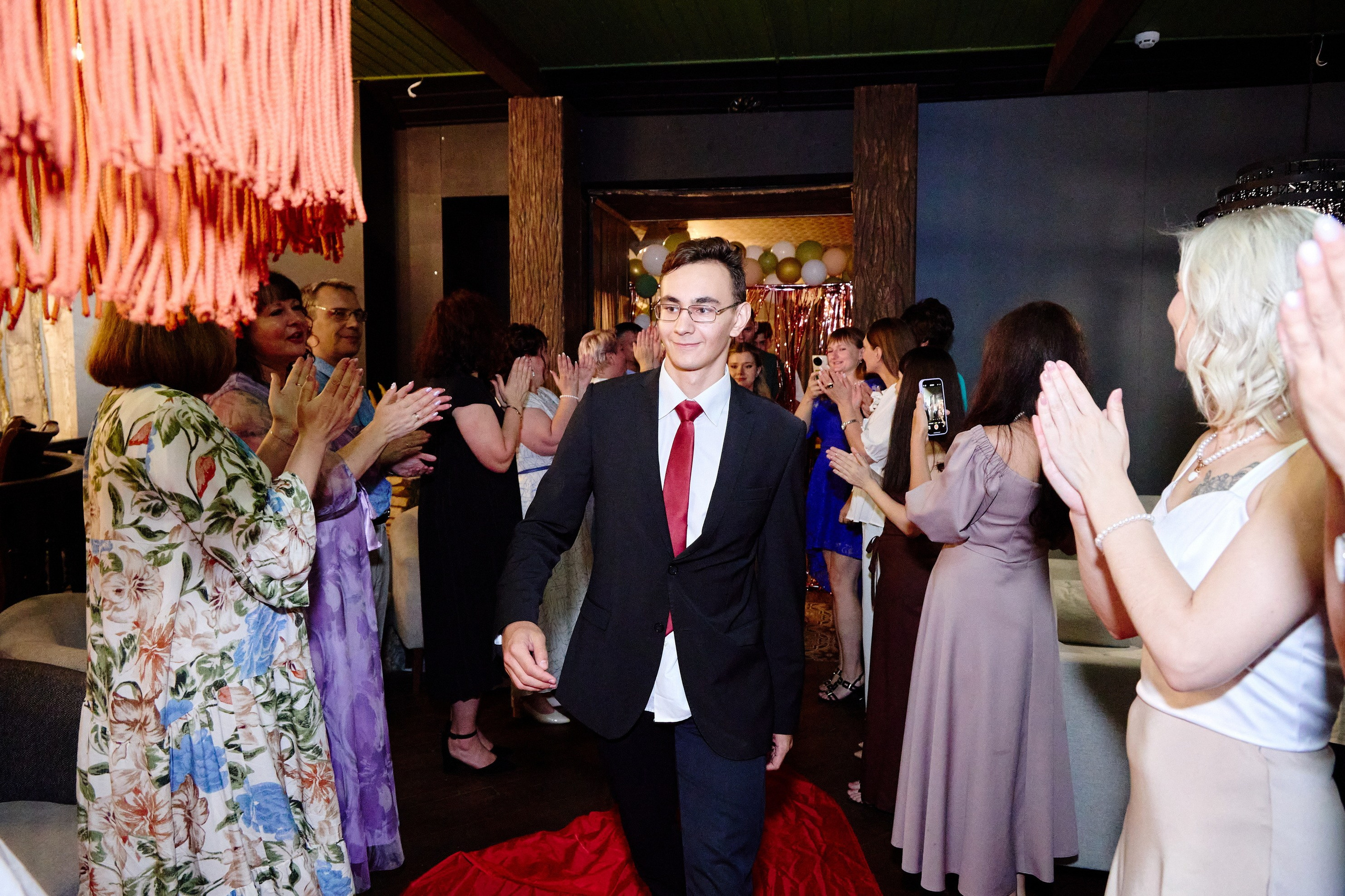 Выпускной 35 Сош. Фотограф Выпускные альбомы Таганрог Сергей Коробченко