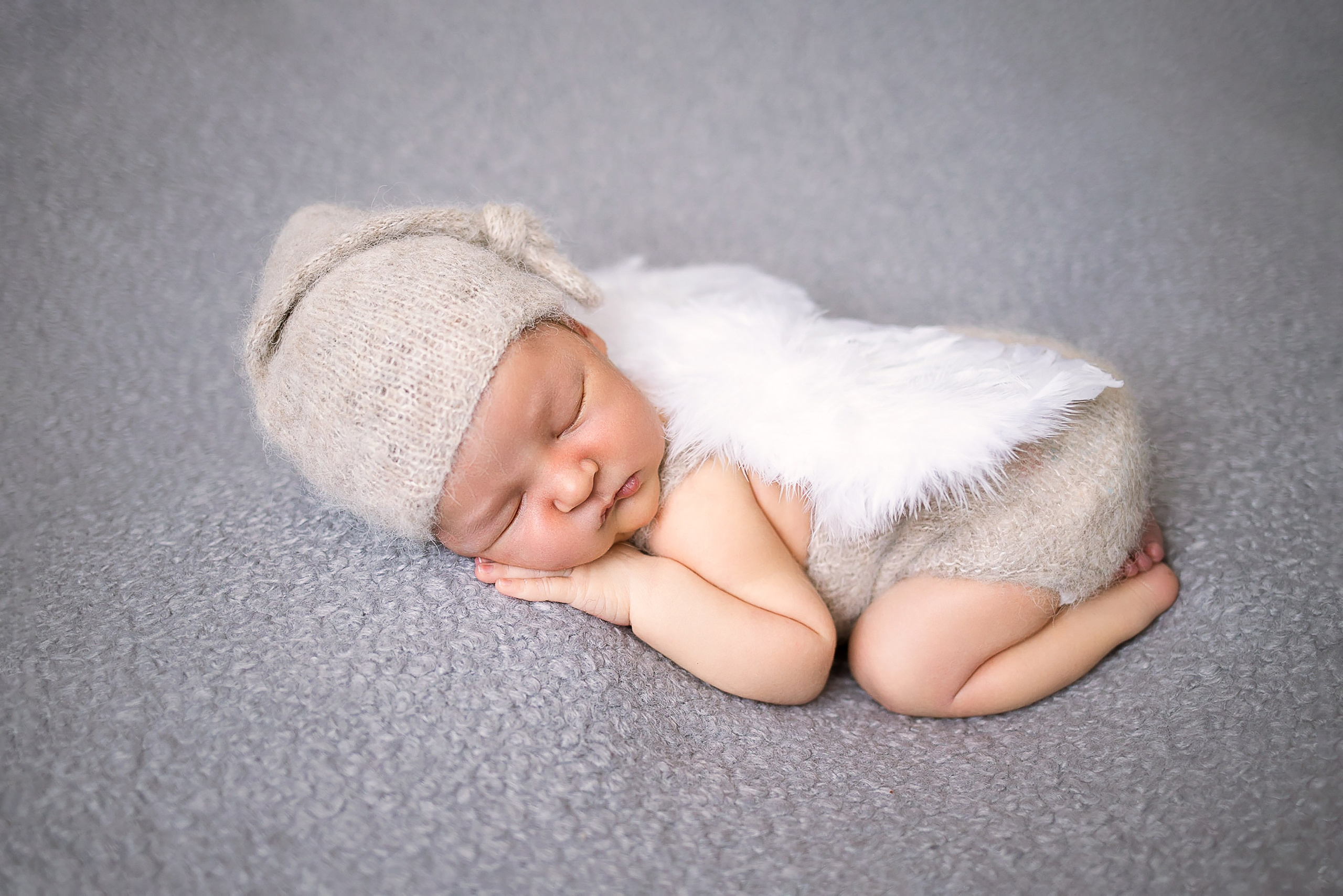 Фотосессия новорожденного. Фотограф новорожденных в Новосибирске