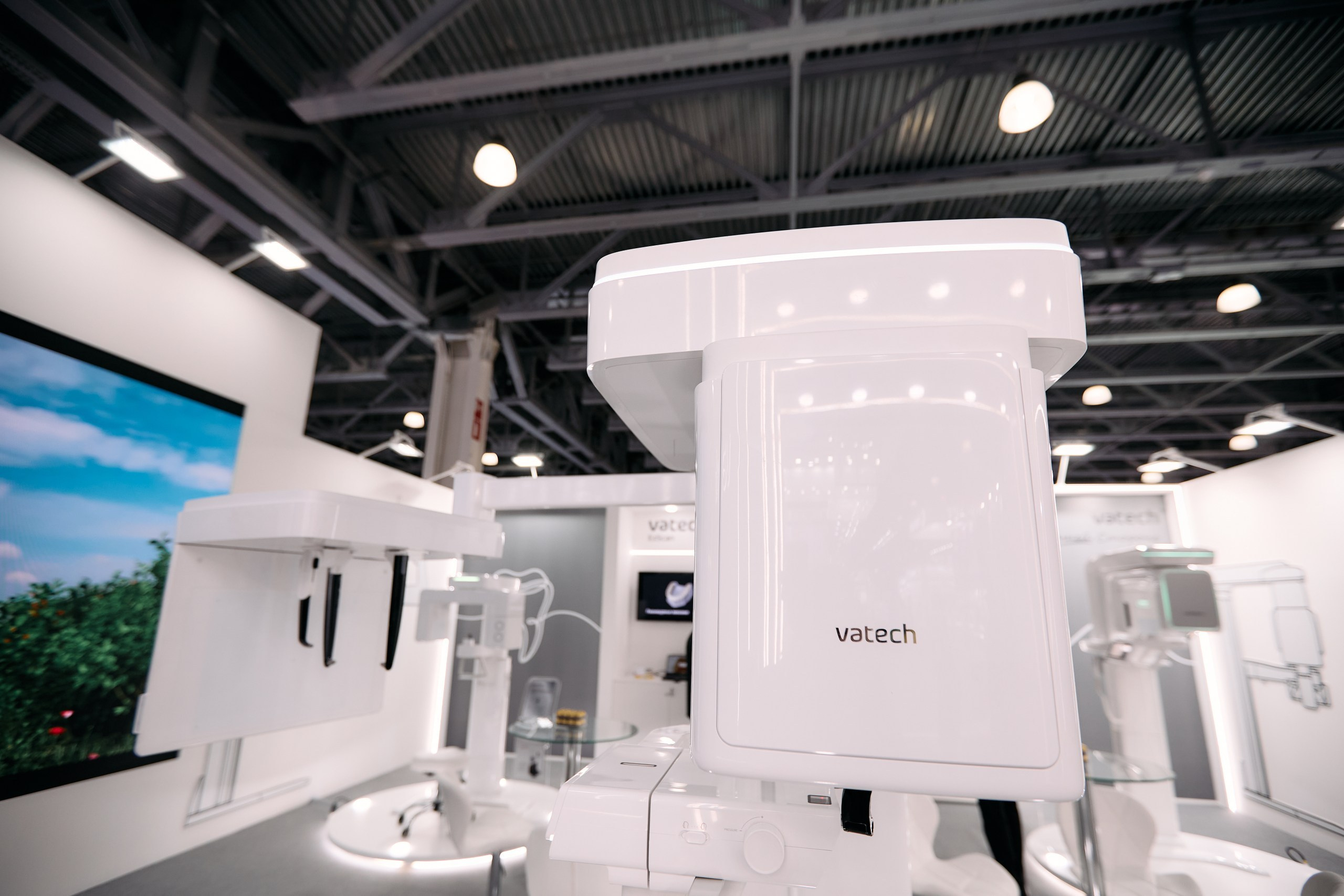 Дентал Салон 2026: Vatech. Свадебный и репортажный фотограф Дмитрий Кононенко