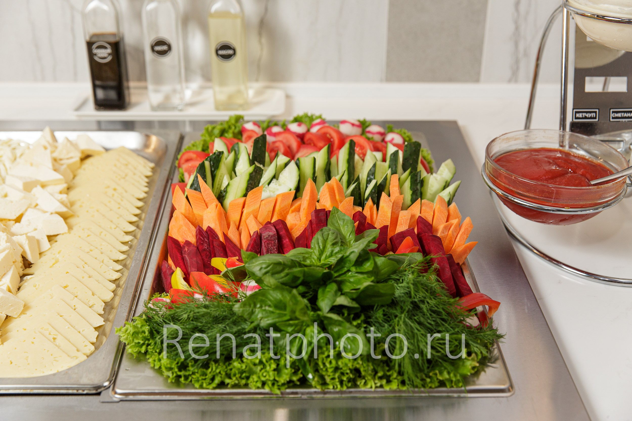 Renatphoto-Фотосъёмка еды по системе шведская линии для отелей. Профессиональная фотосъёмка интерьеров, предметная фотосессия еды для меню г. Анапа