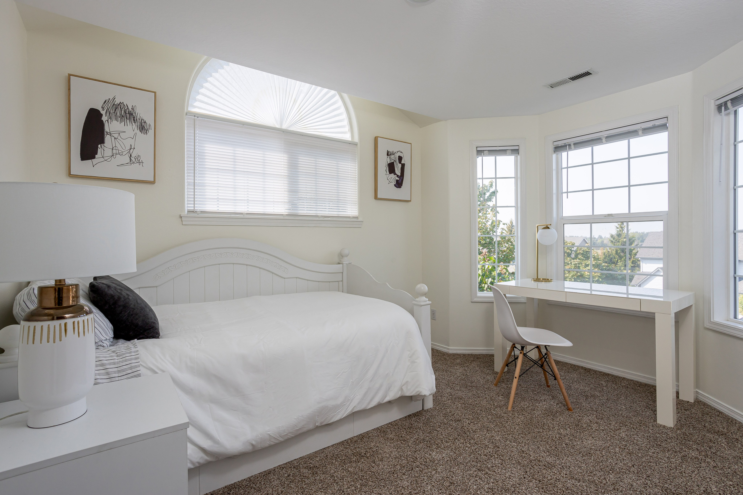 Apartments and houses. Interior photographer Vitalii in Portland and Vancouver