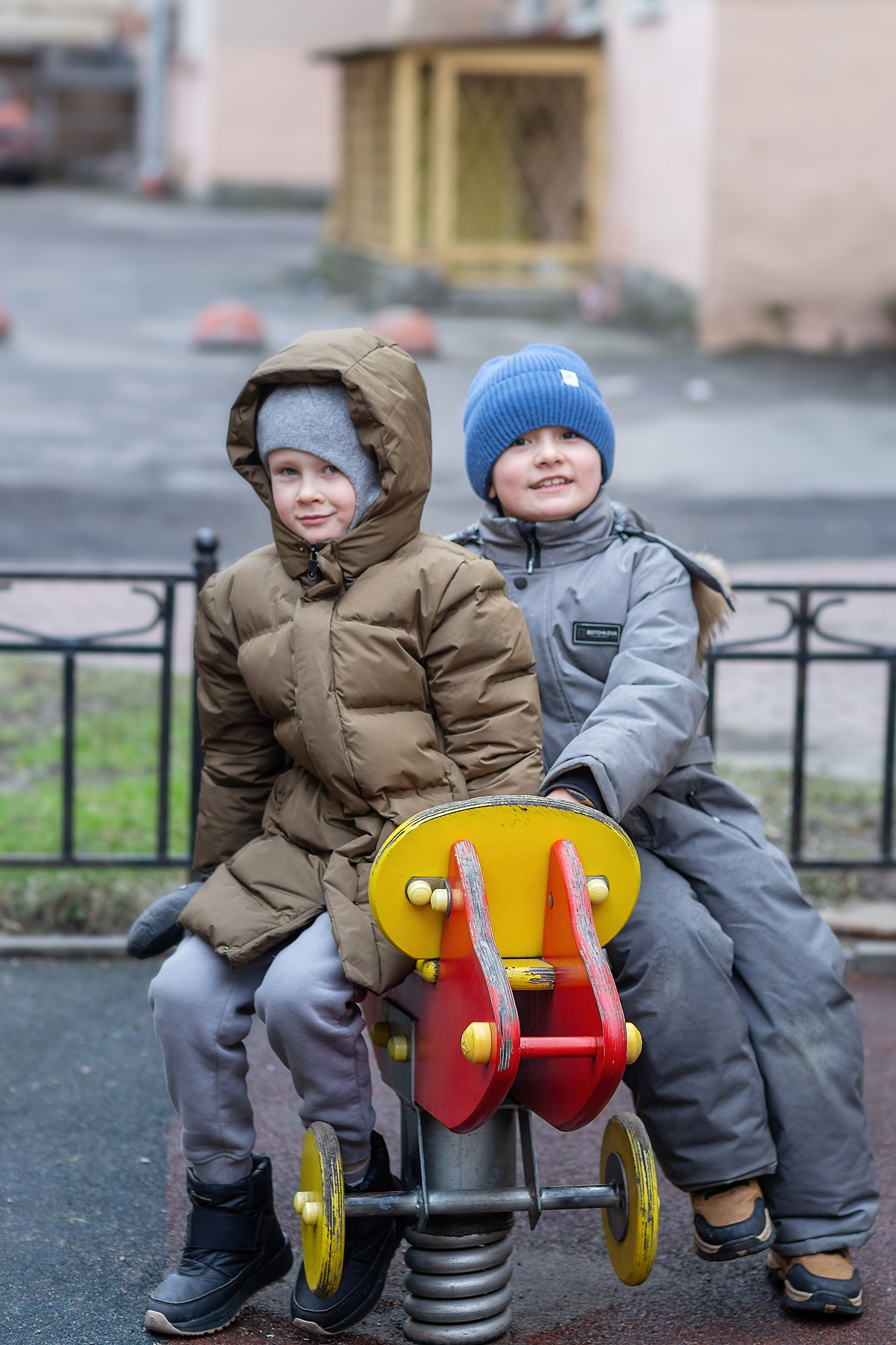 Выпускной фотоальбом 2025. Семейный фотограф в Санкт-Петербурге