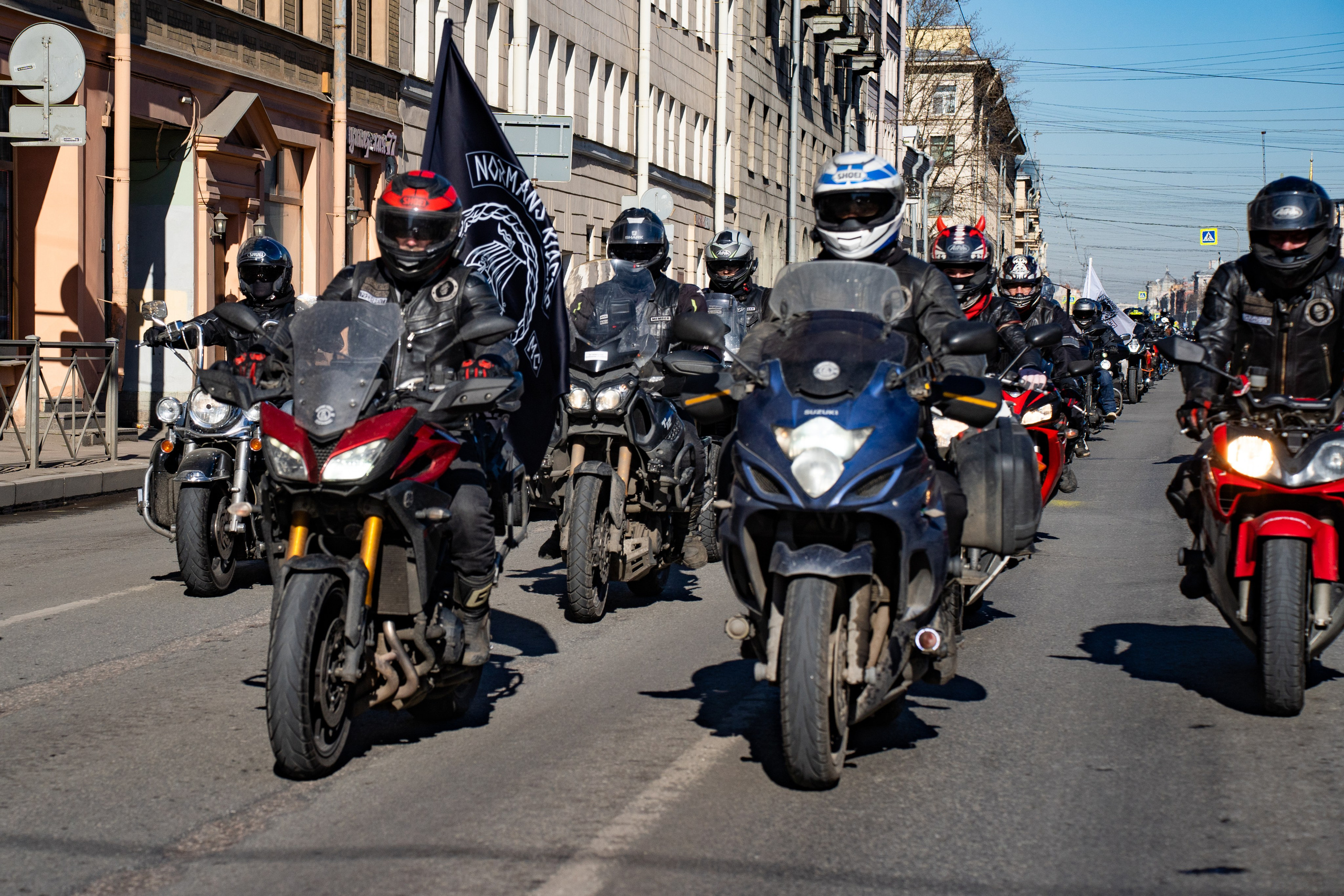 Весенний прохват мотоклуба Normans Riders MC. Концертный и репортажный фотограф в Санкт-Петербурге Слава Пахомов