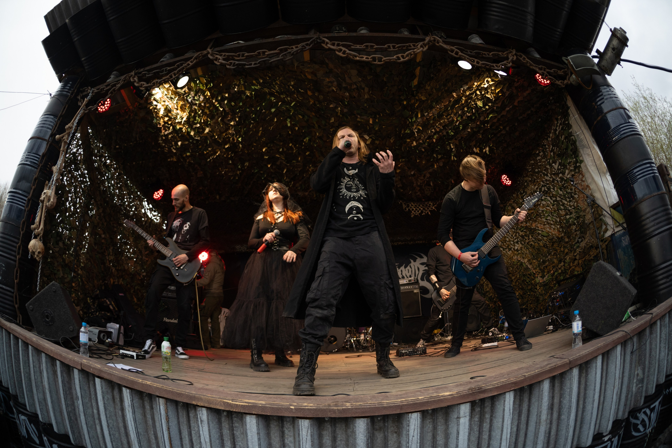 Фестиваль «ПОСРЕДИ КЛАДБИЩ И БОЛОТ»|Архангельск. Концертный и репортажный фотограф в Санкт-Петербурге Слава Пахомов