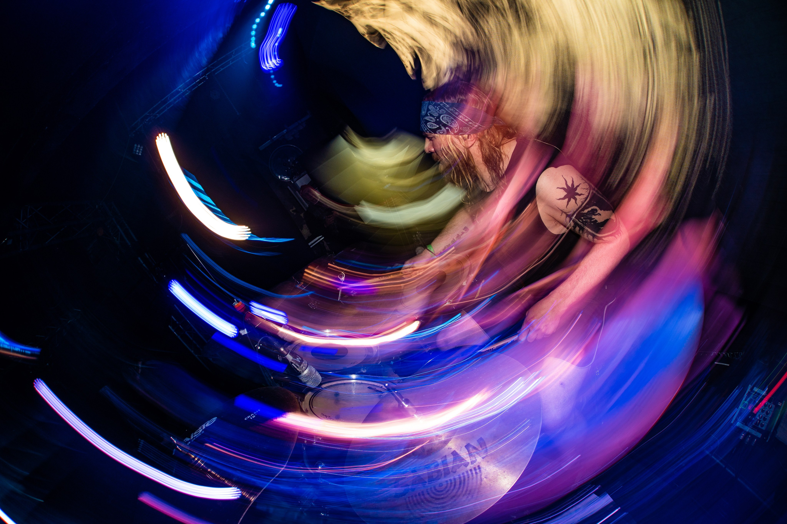 ИЛ • Minuala • Khlad|Glastonberry. Концертный и репортажный фотограф в Санкт-Петербурге Слава Пахомов