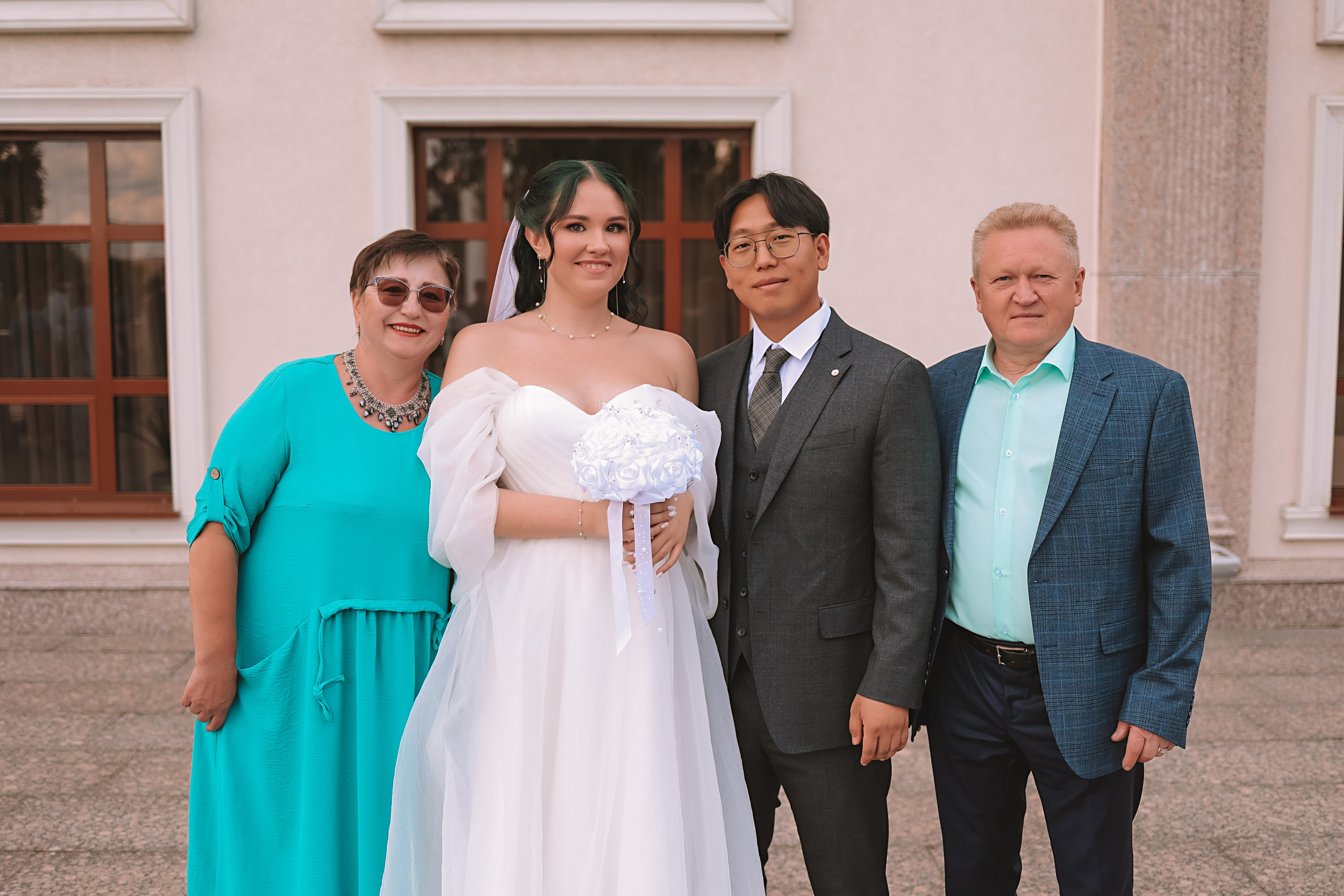 Айвазовский и парк дружбы народов. Семейный фотограф Тюмень, фотограф на роды Салмина Мария
