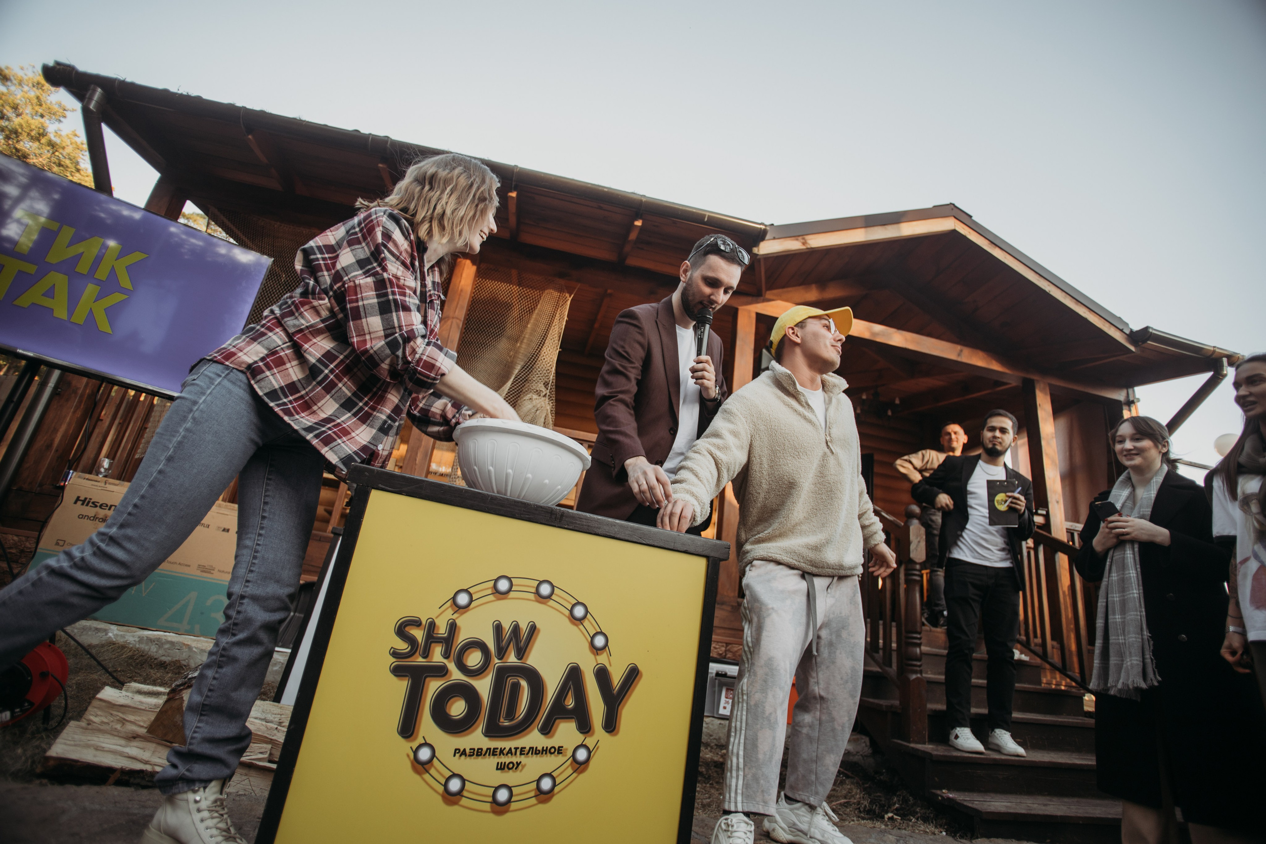 Корпоратив Muza_Arts. Венера Гайн. Репортажный фотограф  Тюмень. Обучение фотографии с 0