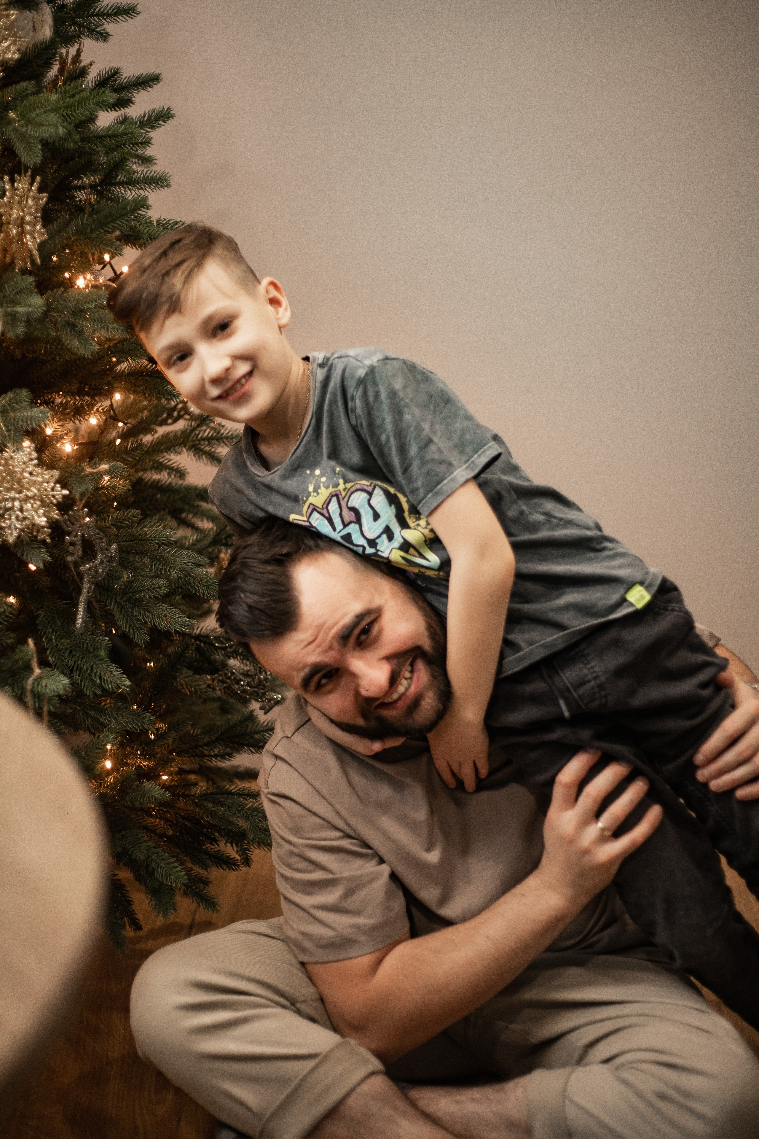 Совместный завтрак. Семейная съемка — это красивый способ признаться своей семье в любви