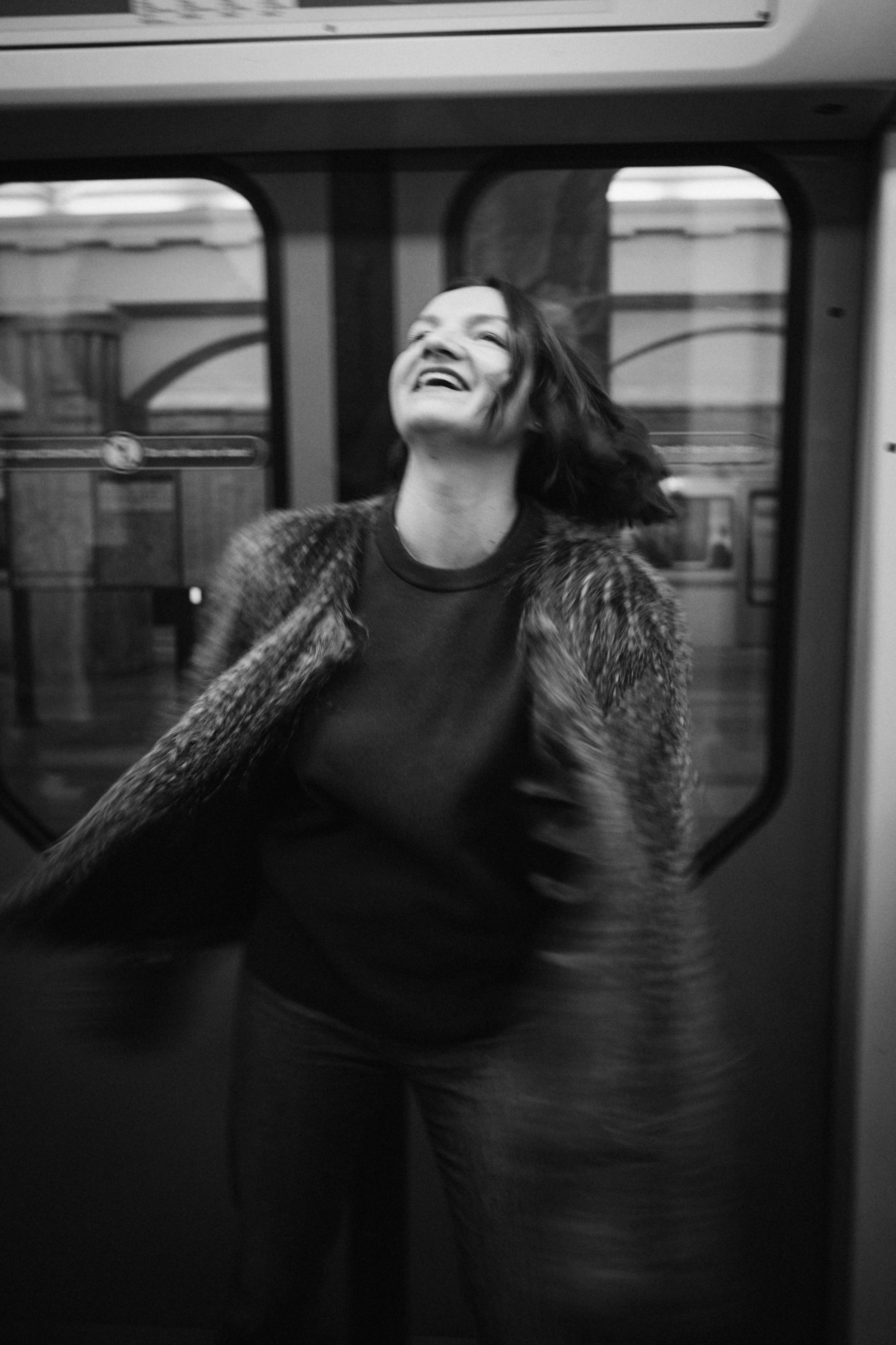 Катя и Кристина в метро. Klerout Photographer