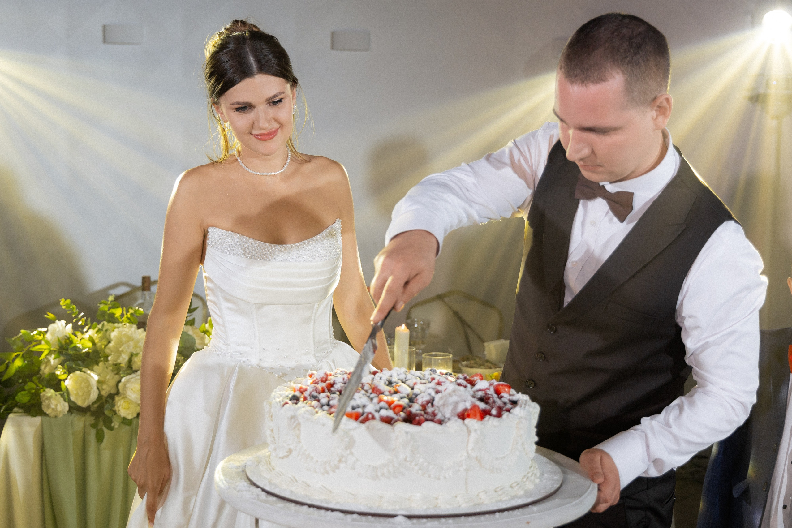 Свадебная фотосессия Анастасии и Игоря в Усадьбе Легенда. Свадебный фотограф в Минске/Беларуси Сергей Спиридонов