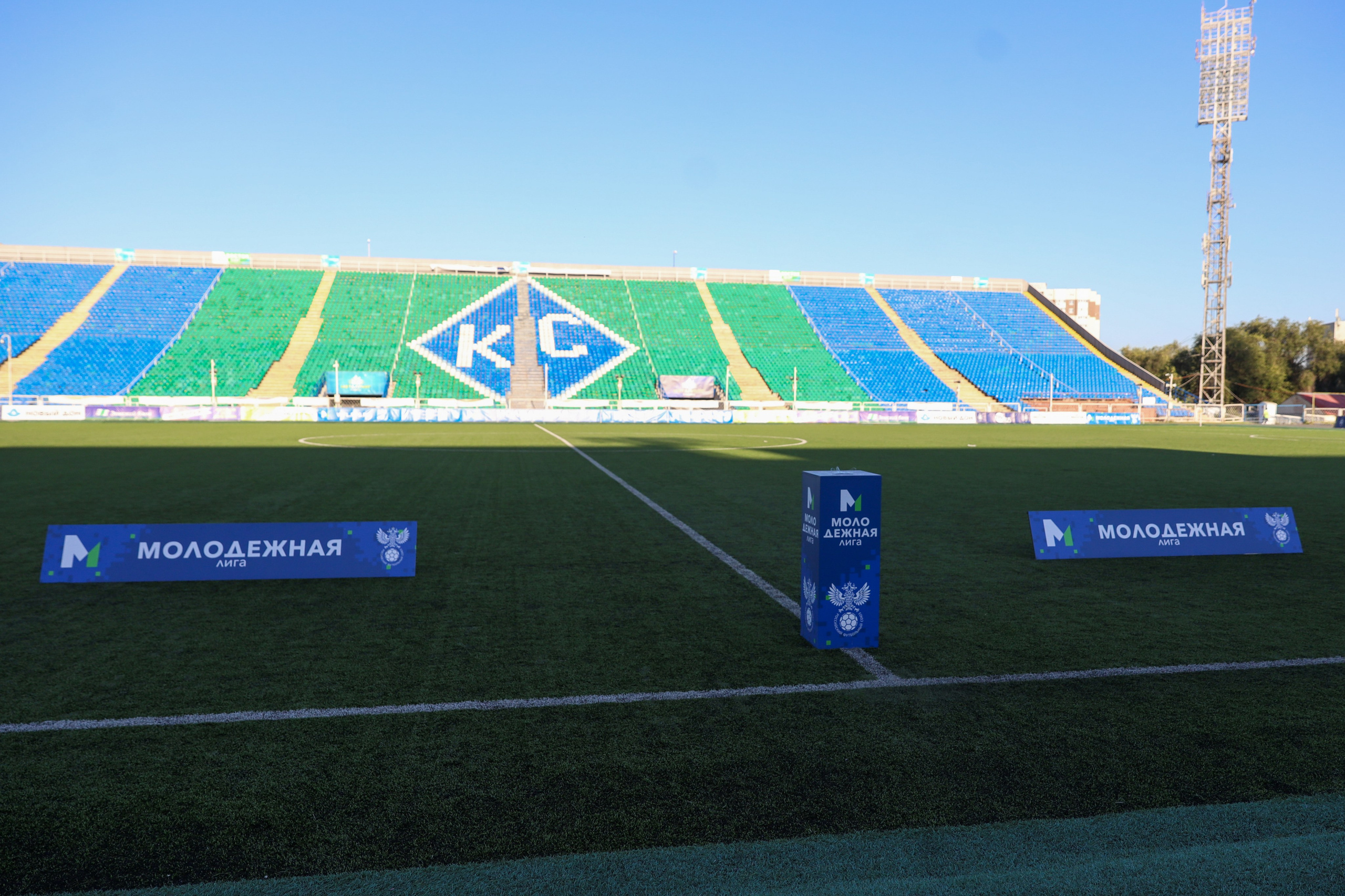 Крылья Советов — Мастер-Сатурн. Молодежная лига по футболу среди женских команд. Спортивный фотограф в Самаре