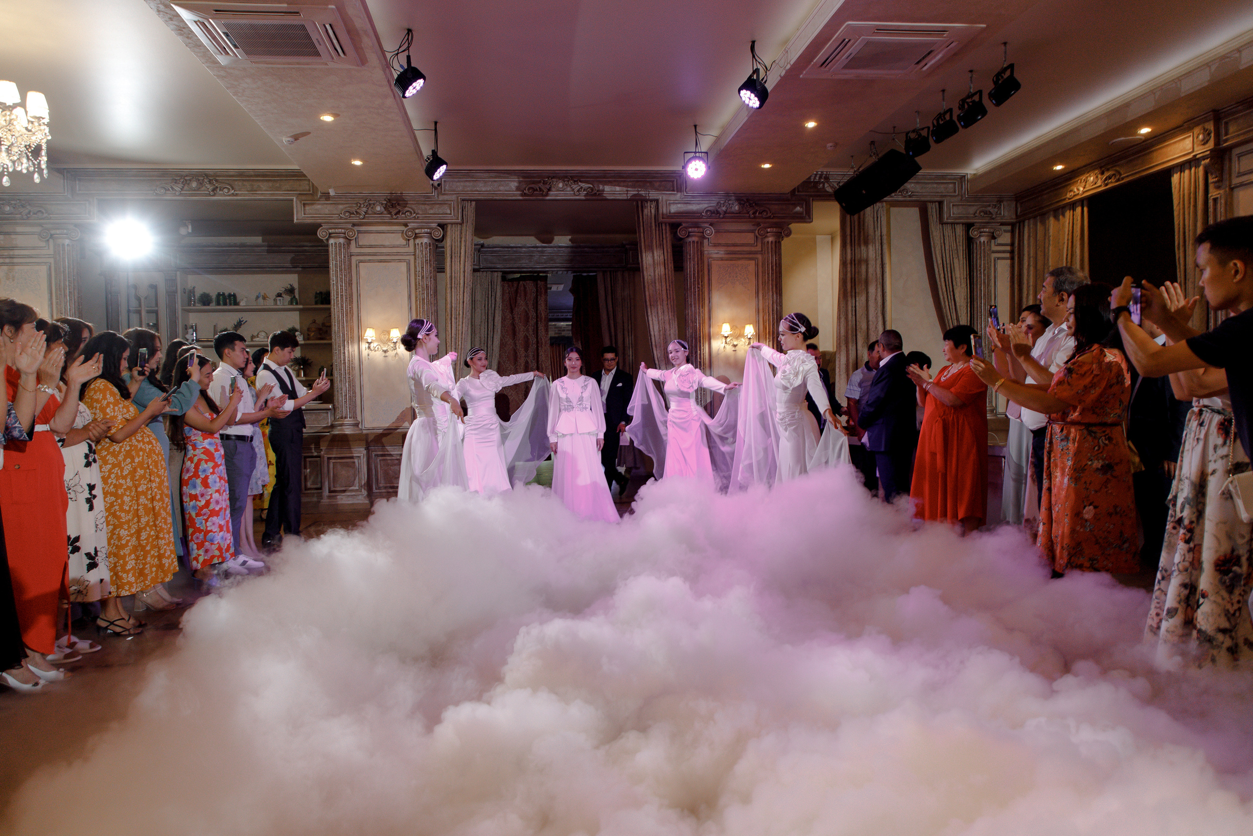 Меруерт «Кыз Узату». Фотограф Даурен Абилхаятов