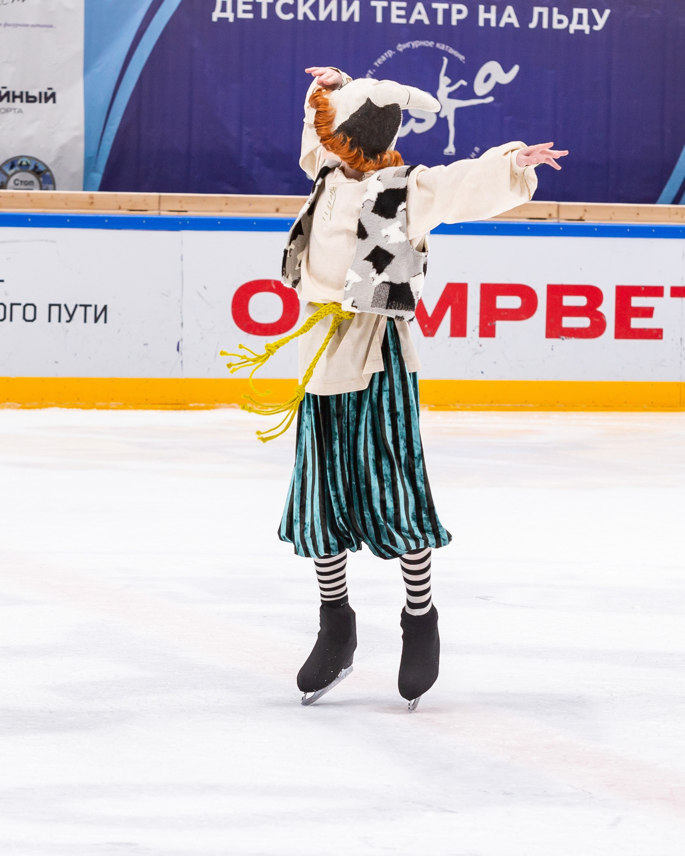 VII Ежегодный фестиваль массовых танцев на льду и фигурного катания «Петровский лёд» Санкт-Петербург. Репортажный фотограф в Москве