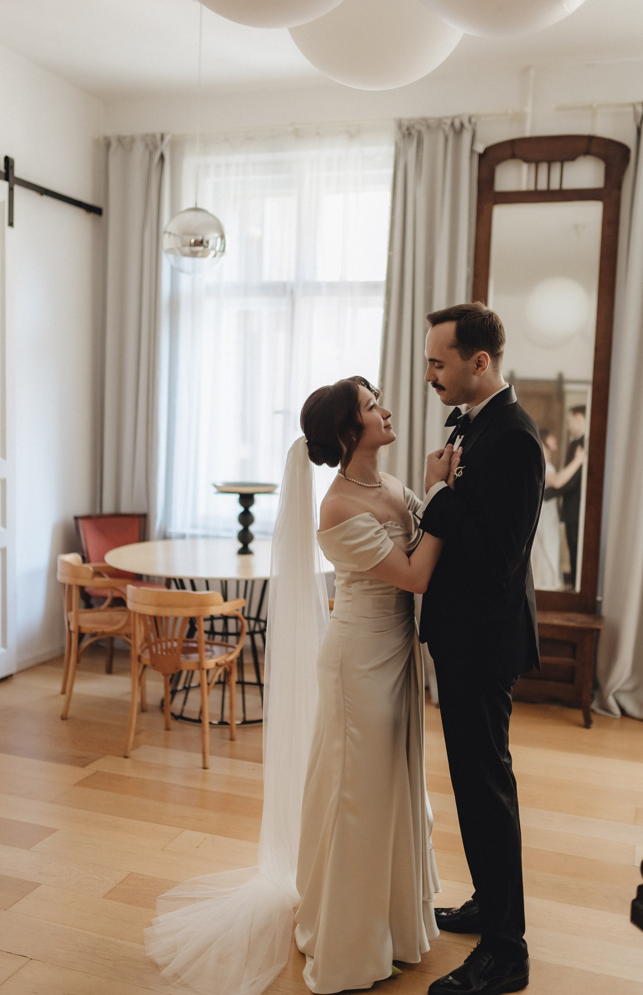 Моменты счастья (встреча в апартаментах, прогулка, Второй дворец и банкет). Фотограф Санкт-Петербург|СПБ|Питер Марина Медведева