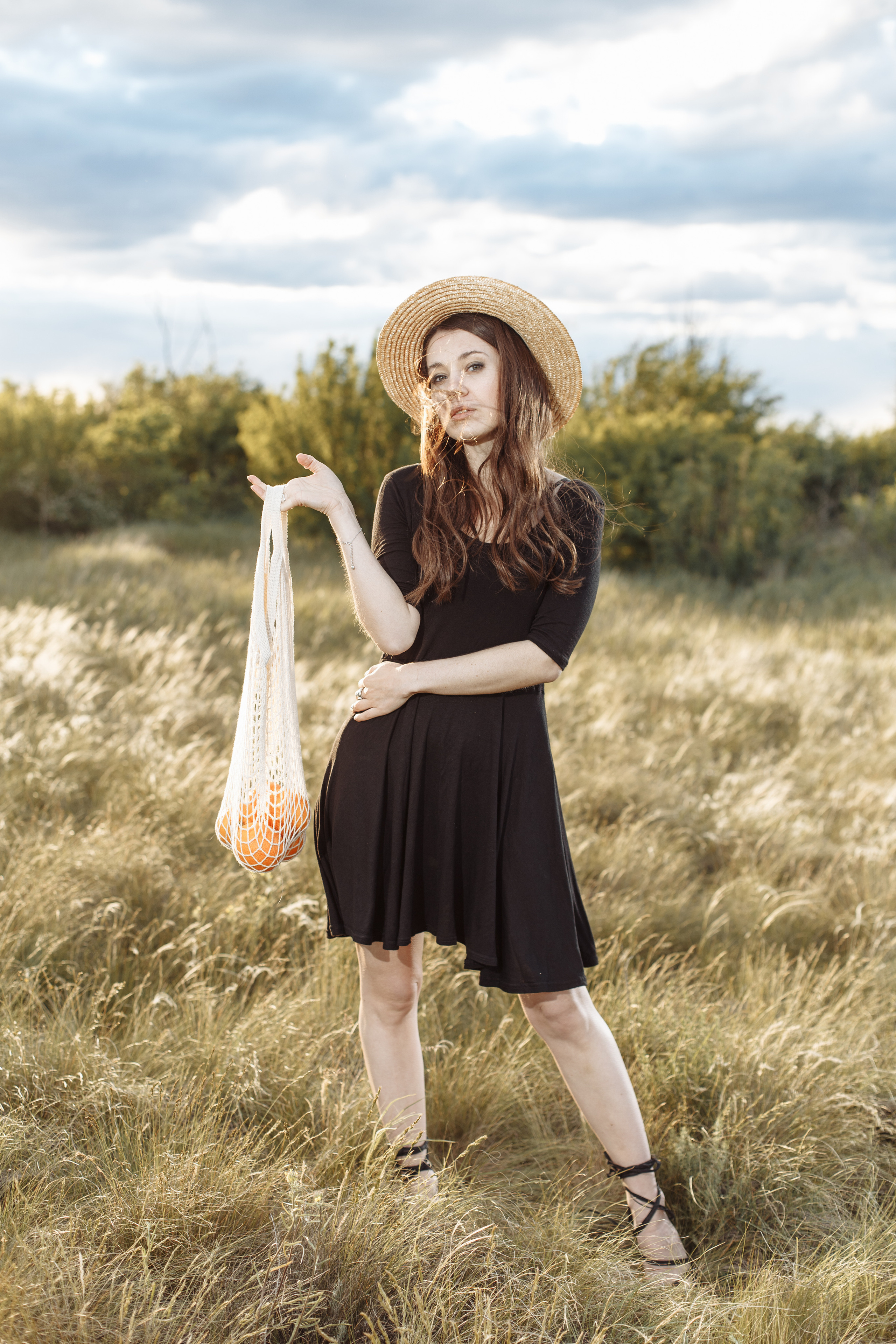 Даша Синицина и апельсины. Событийный фотограф Максим Бескоровайновнов