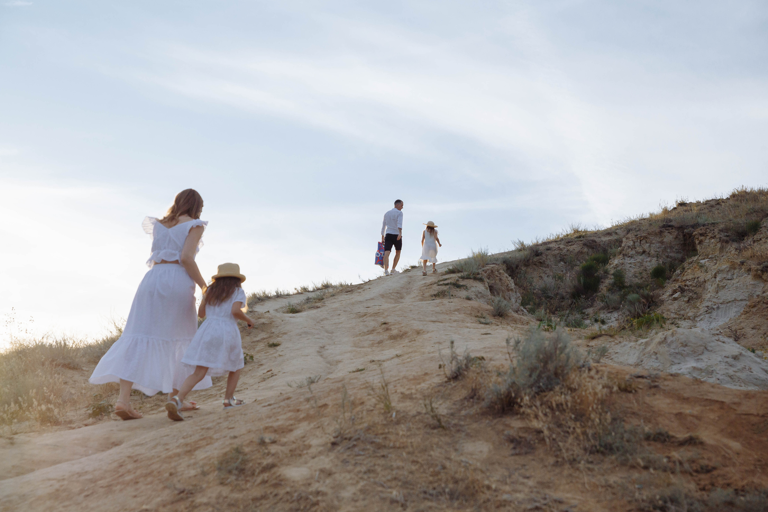 Семейная съемка для Юли, Саши и девочек. Событийный фотограф Максим Бескоровайновнов