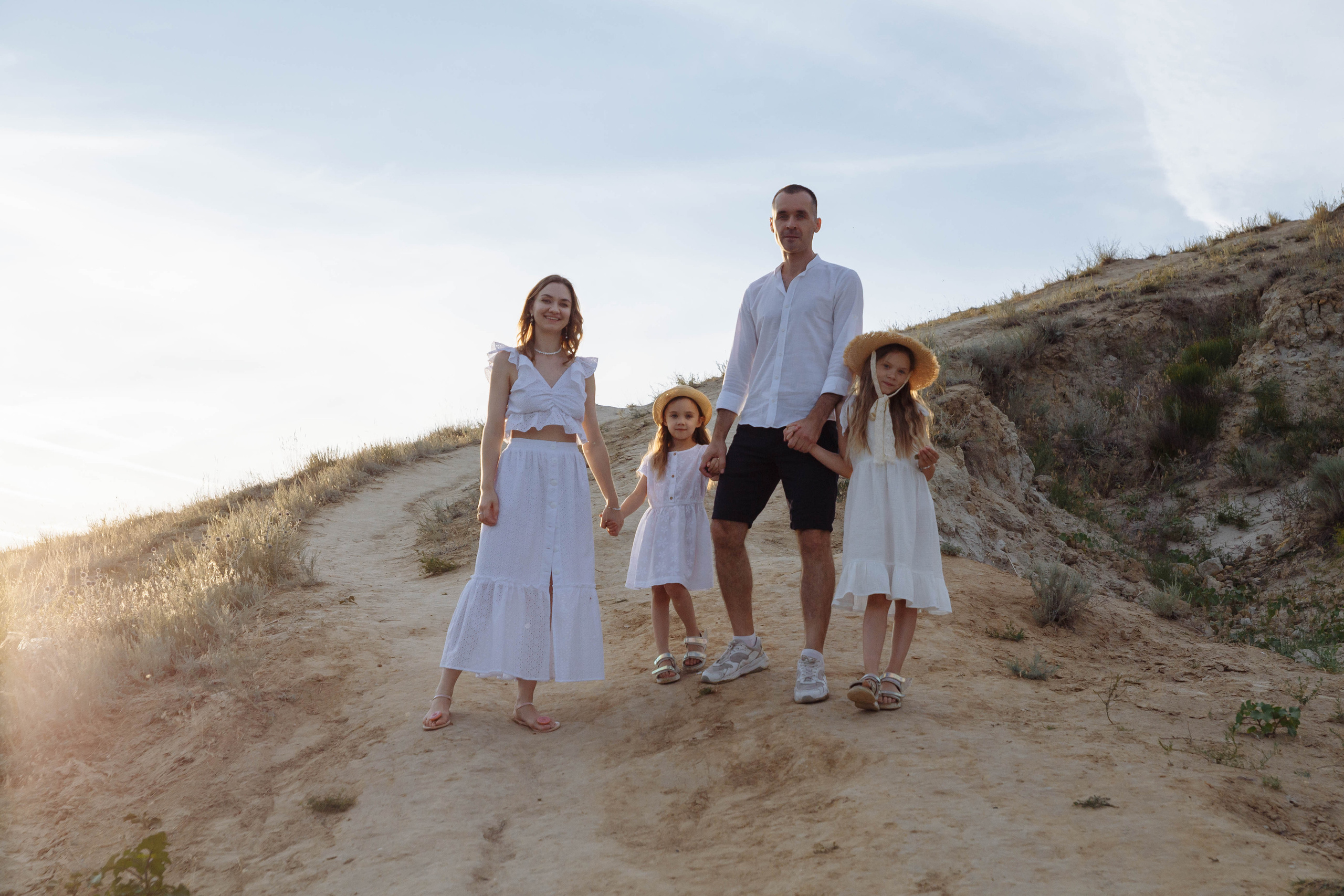 Семейная съемка для Юли, Саши и девочек. Событийный фотограф Максим Бескоровайновнов