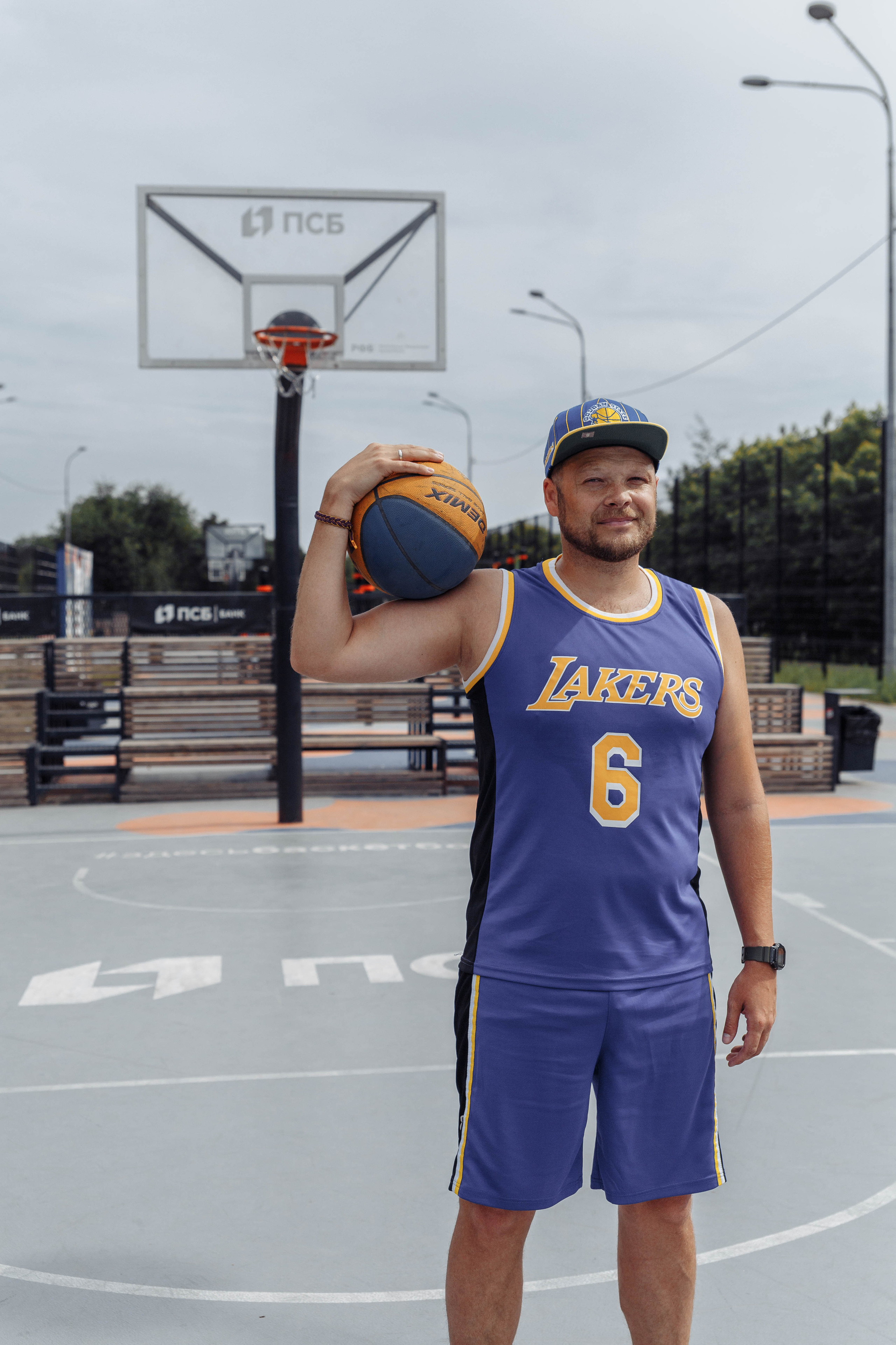 Дмитрий Новиков обожает баскетбол. Событийный фотограф Максим Бескоровайновнов