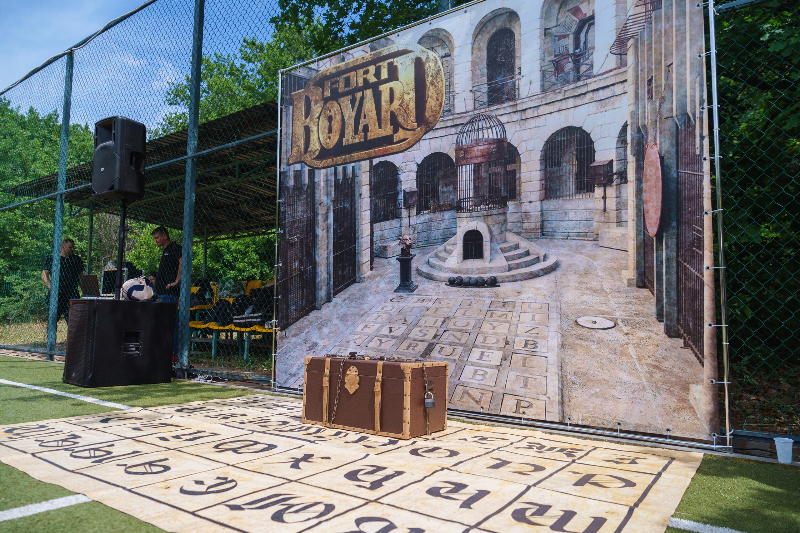 Тим-билдинг по мотивам игры «Форт Бойард» от агентства Центр событий. Событийный фотограф Максим Бескоровайновнов