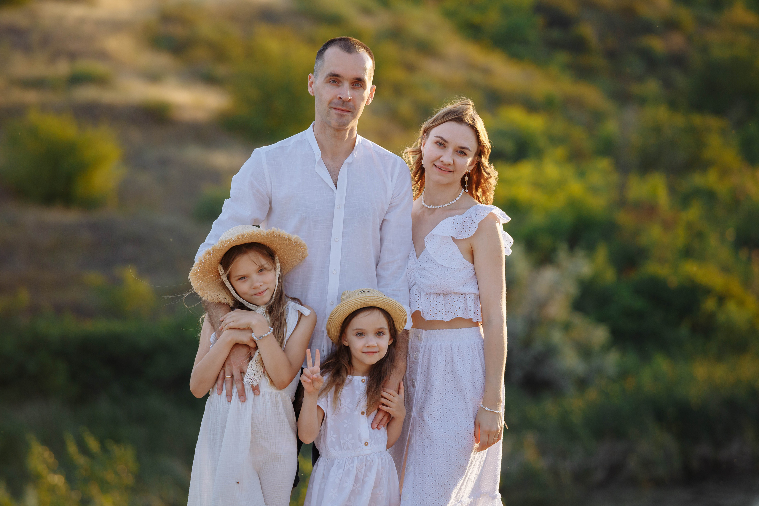 Семейная съемка для Юли, Саши и девочек. Событийный фотограф Максим Бескоровайновнов