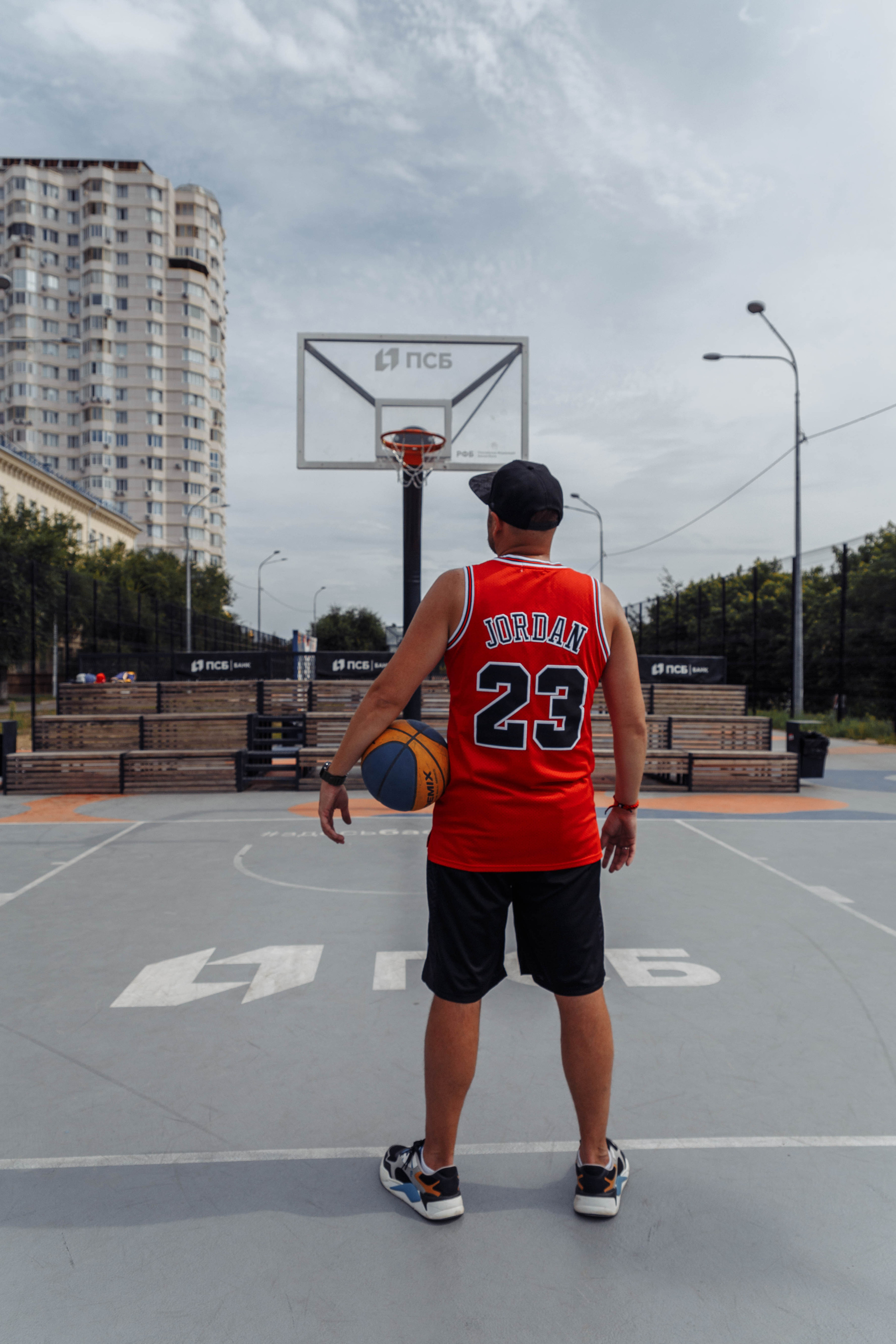 Дмитрий Новиков обожает баскетбол. Событийный фотограф Максим Бескоровайновнов