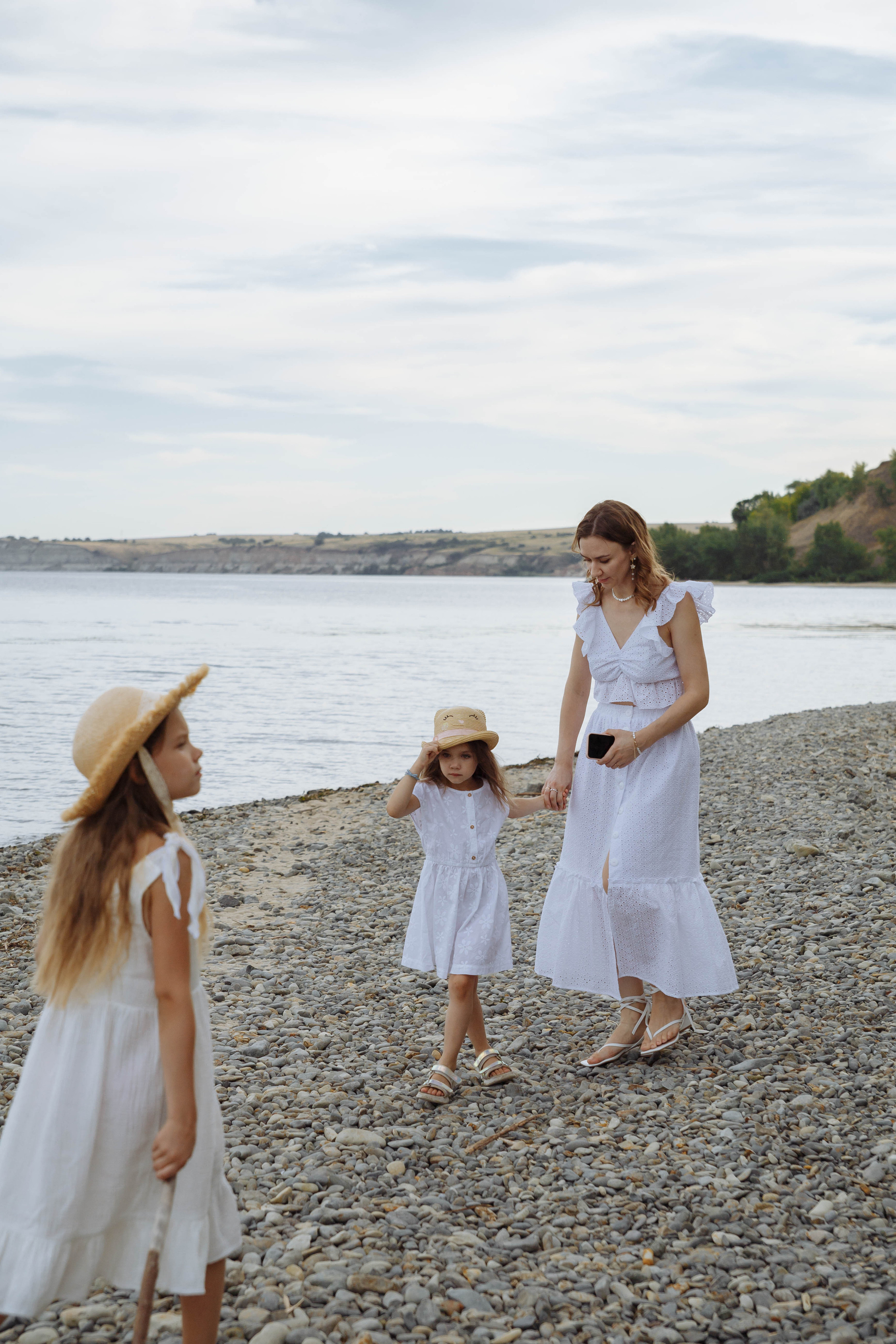 Семейная съемка для Юли, Саши и девочек. Событийный фотограф Максим Бескоровайновнов