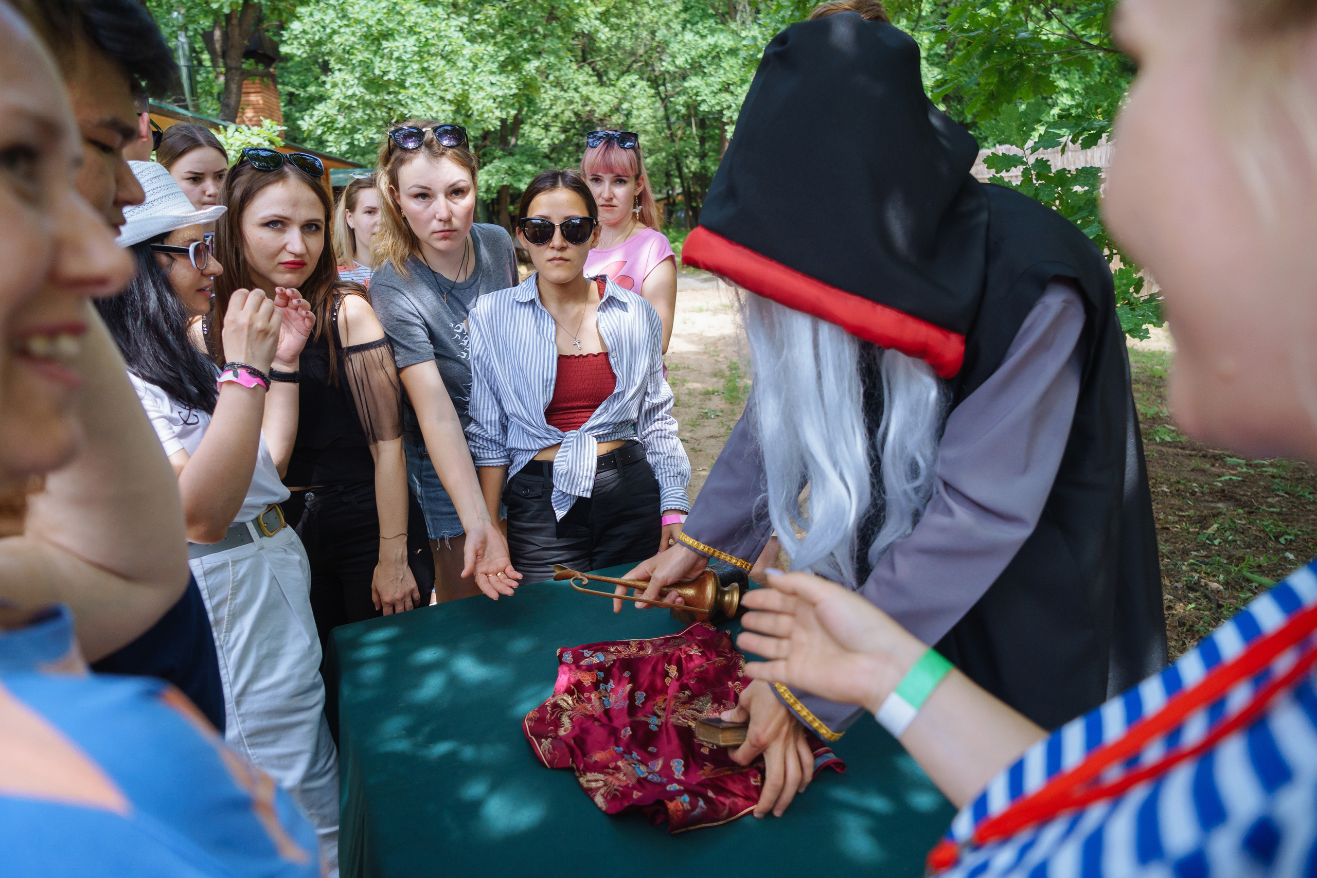 Тим-билдинг по мотивам игры «Форт Бойард» от агентства Центр событий. Событийный фотограф Максим Бескоровайновнов