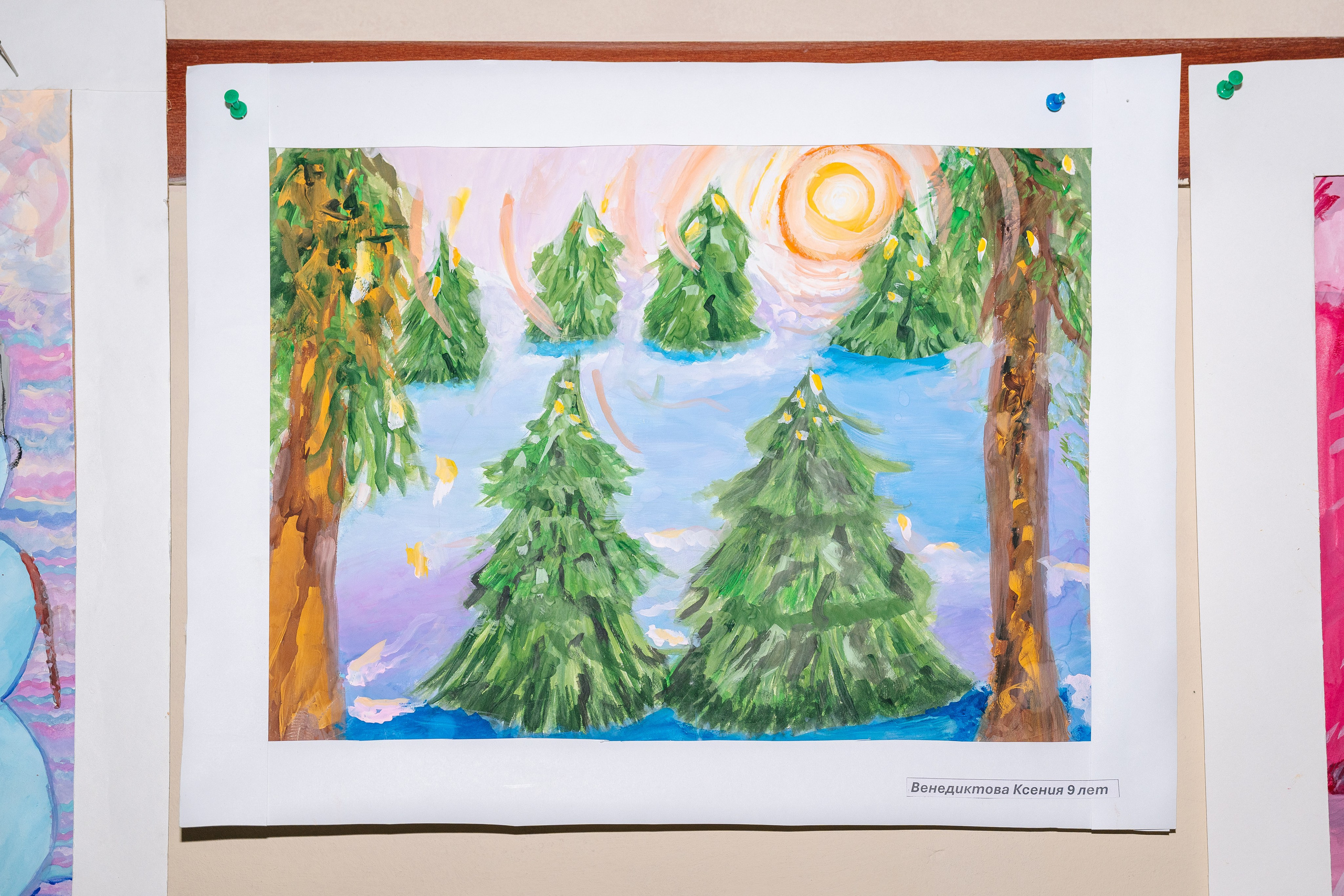 Волшебный зимний мир глазами детей. Новогодняя выставка творчества. Семейный клуб «Открытый город»