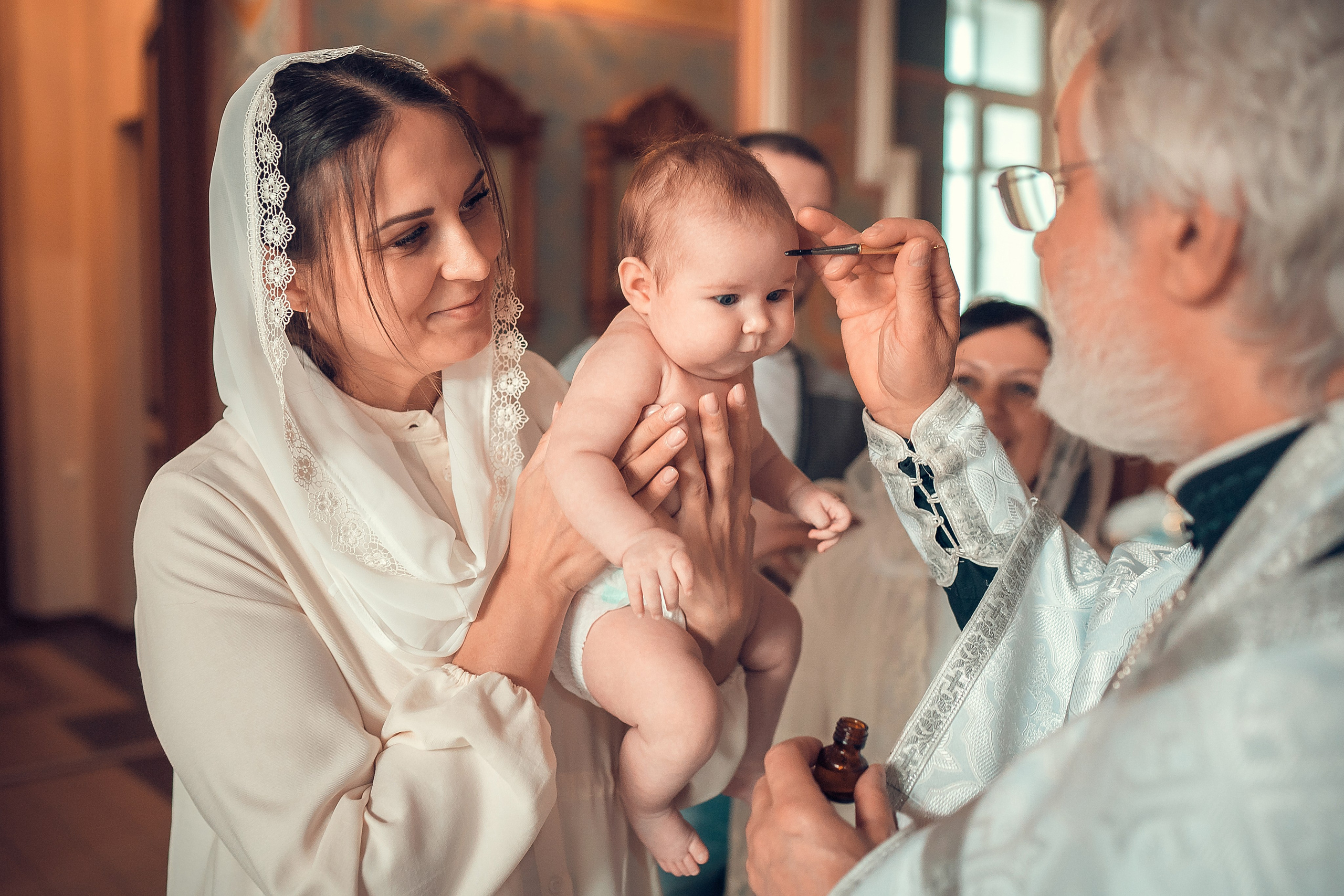 Таинство Крещения Красноярск. Фотограф на Крещение и Венчание в Красноярске Рамазанова Юлия