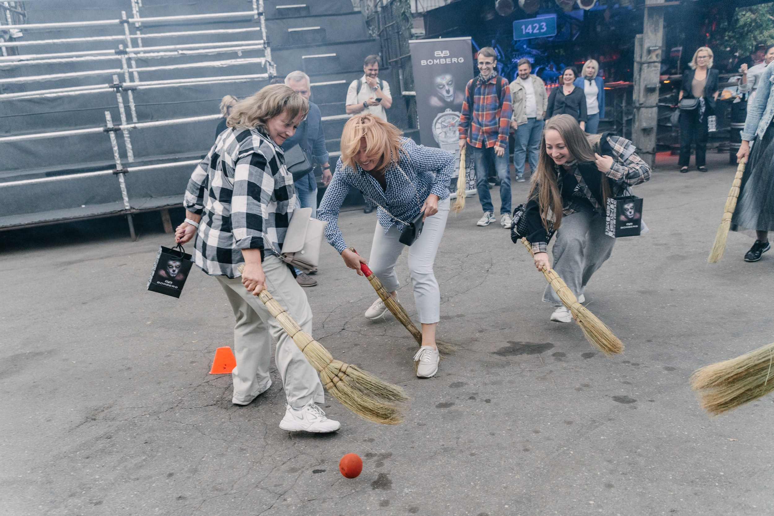 BOMBERG. Фотосъёмка, видеосъемка массовых мероприятий, reels