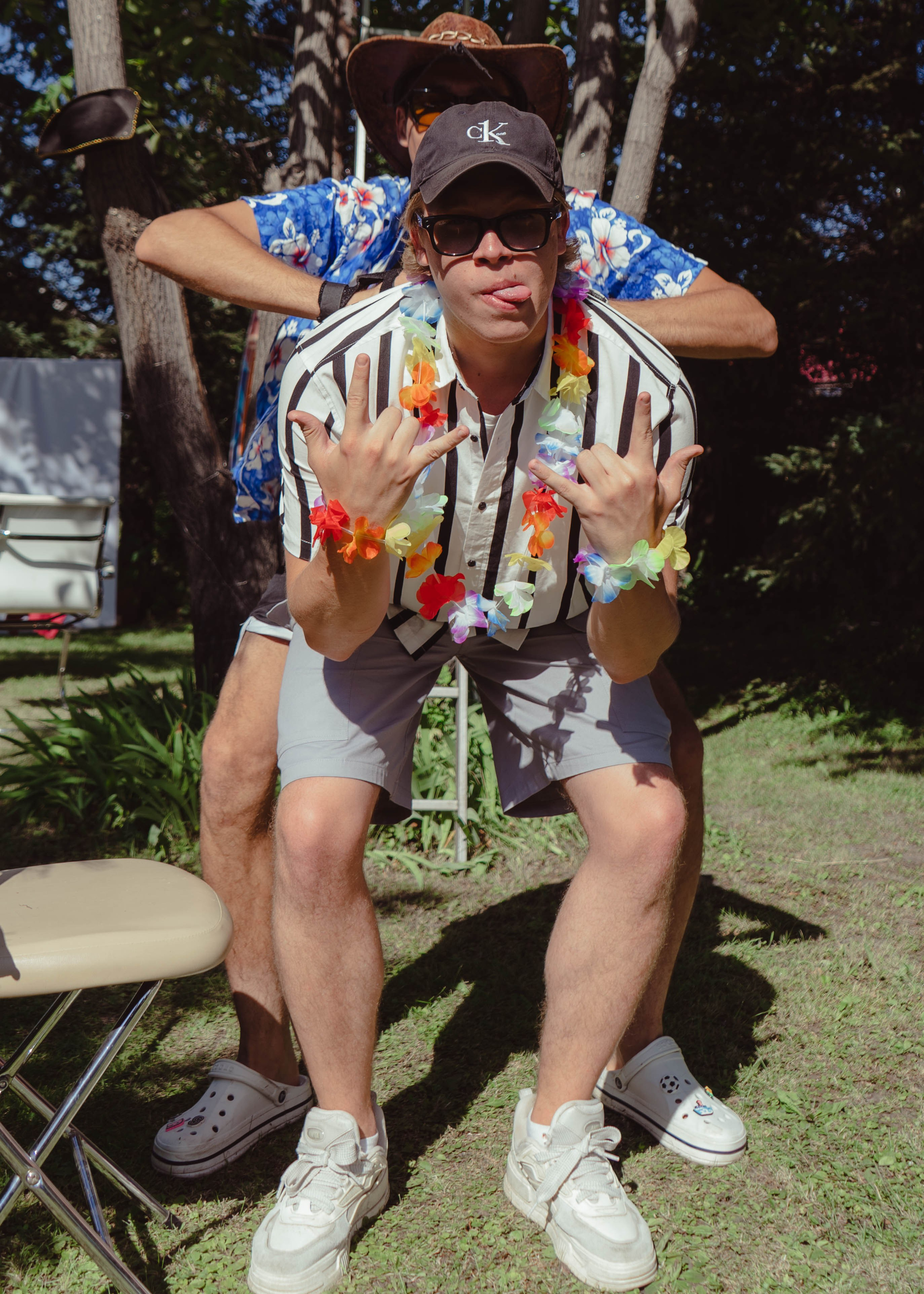 Гавайская вечеринка. Кир Анисин. Режиссер & фотограф