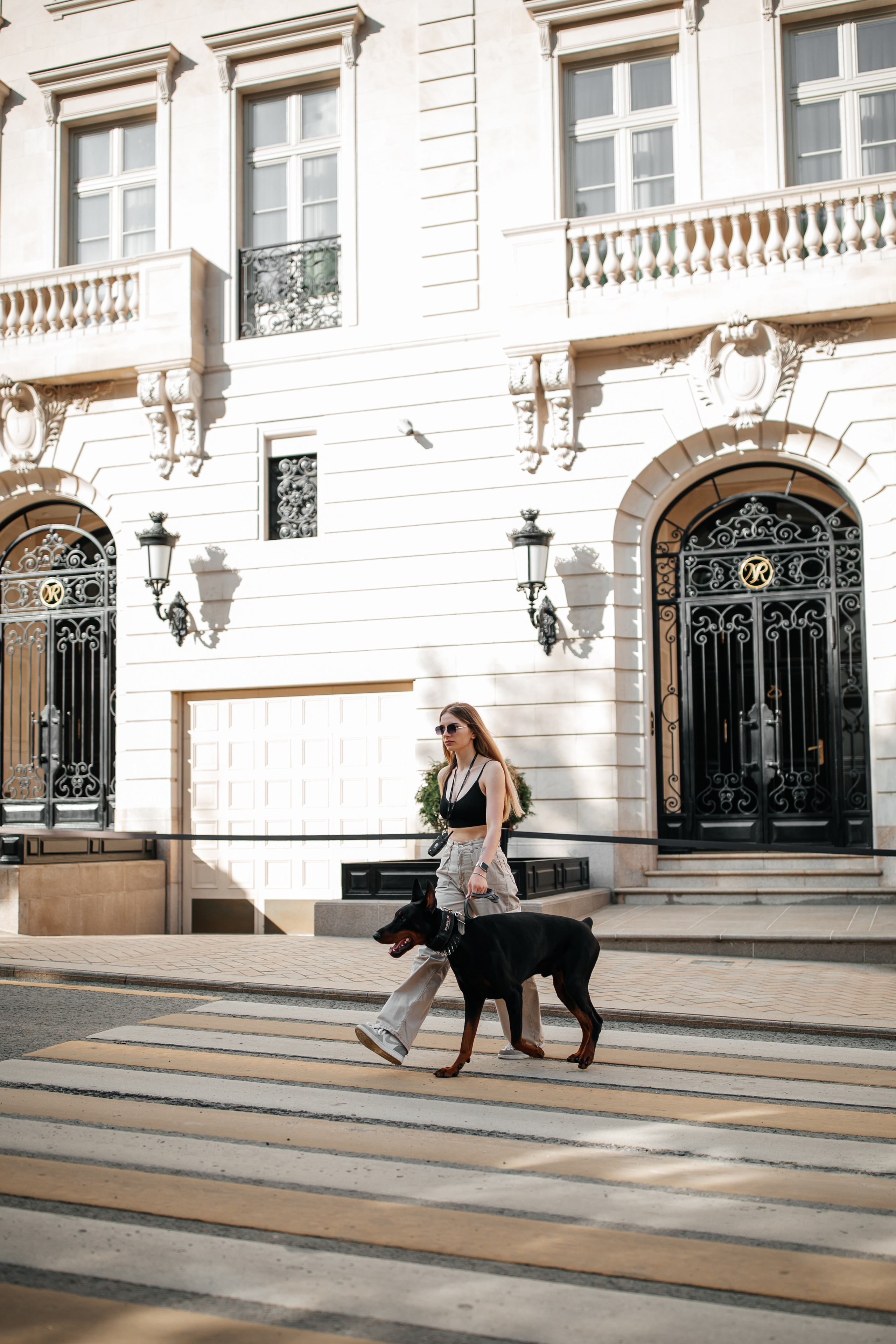 Фото дни с Доберманом. Свадебный фотограф в Москве и Твери