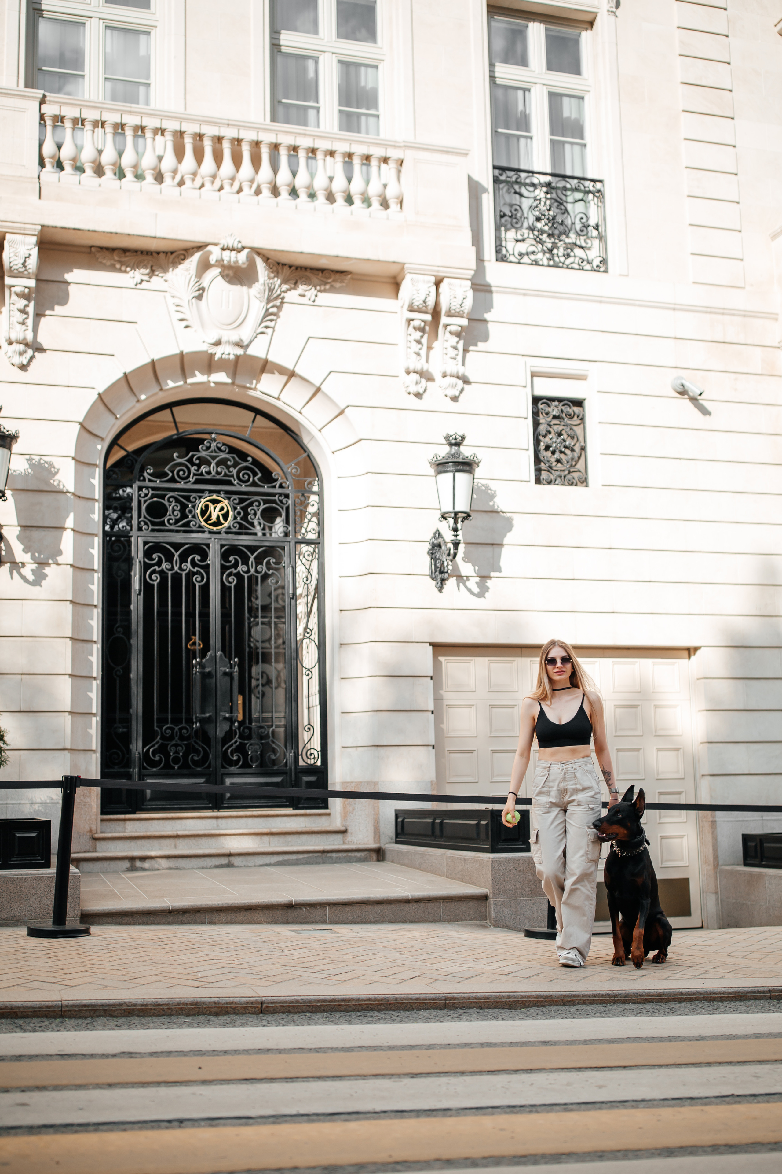 Фото дни с Доберманом. Свадебный фотограф в Москве и Твери