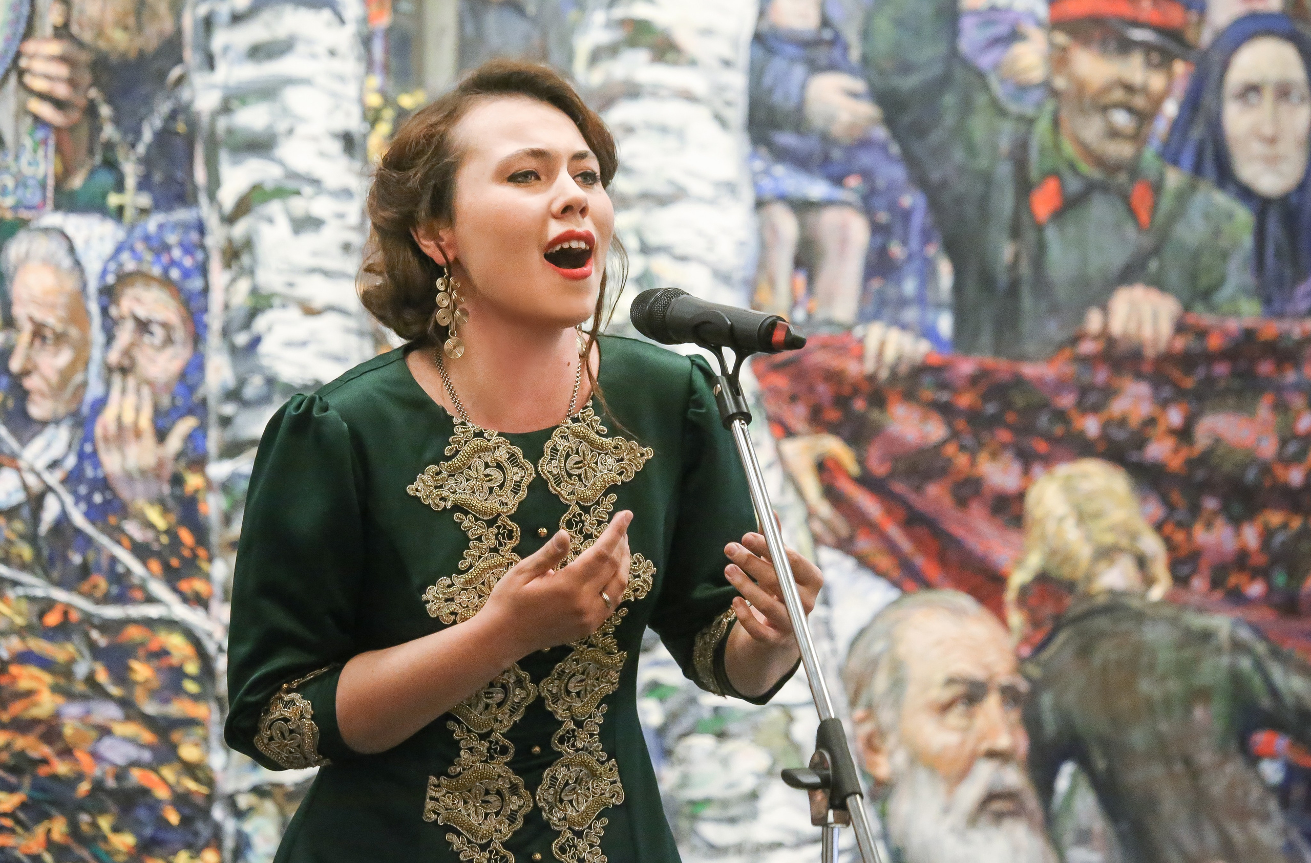 Концерт «Женщинам о женщинах» в галерее Глазунова. Дарья Письменюк / Darya Leitstern — фотограф, музыкант, журналист, путешественник