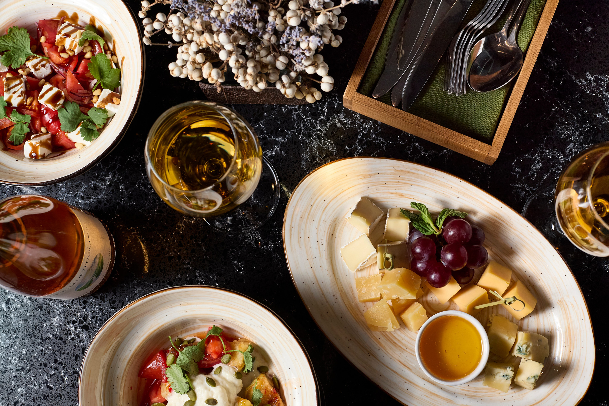 Ресторан Берёзки. Свадебный фотограф Анастасия Казакова