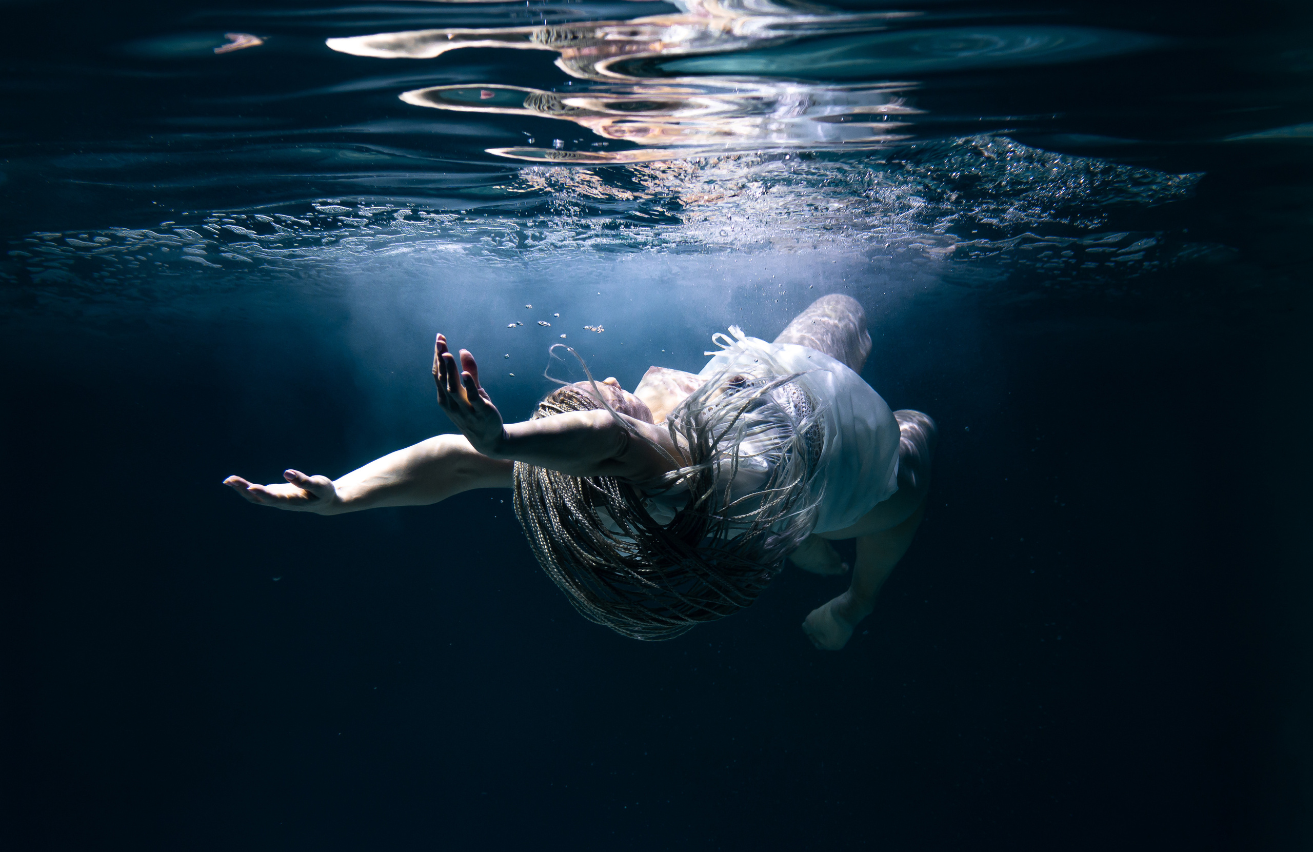 Фотосъемка в воде, аквастудия, девушка в воде