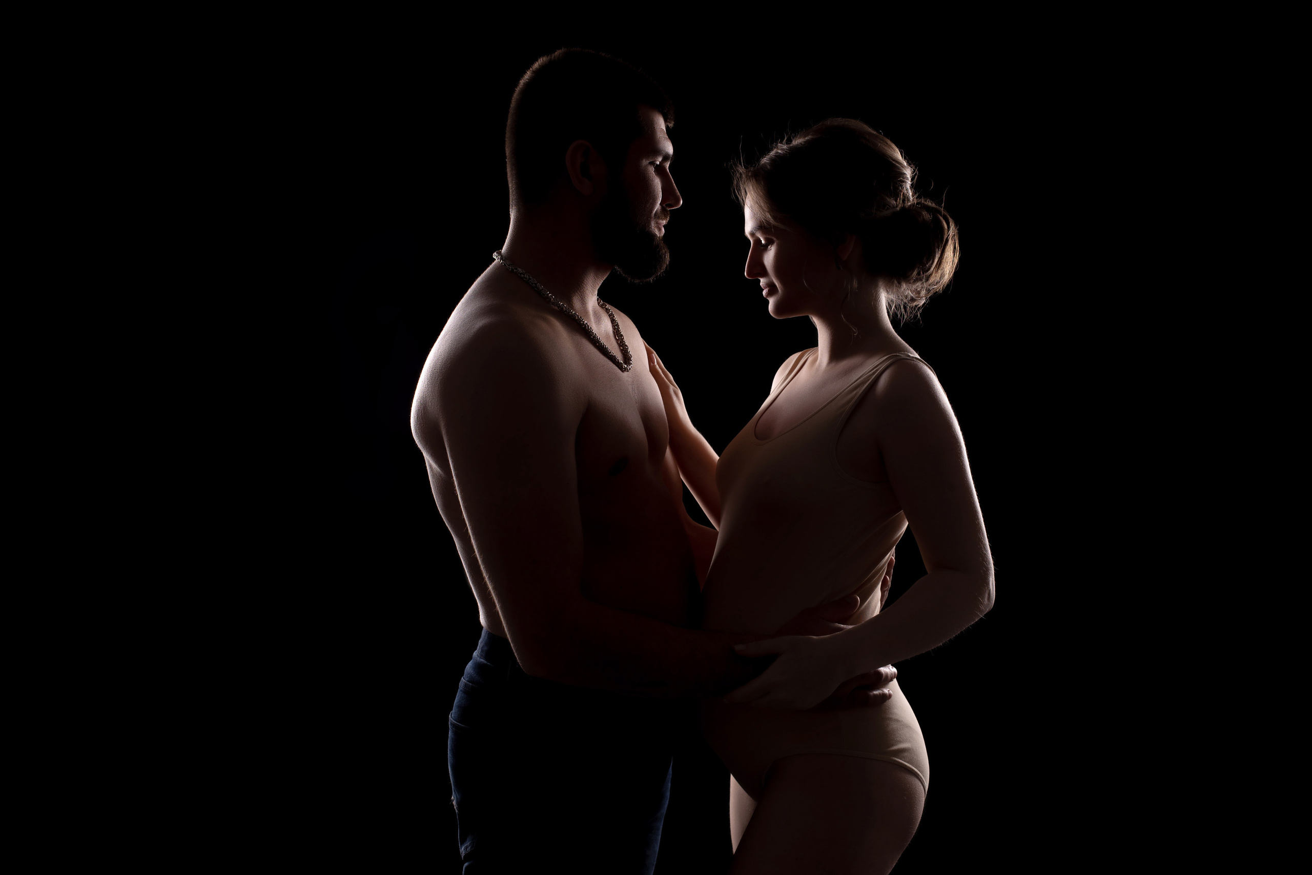 Фотосессия беременности Воронеж. Фотограф беременных Воронеж. Беременность. Фотограф Воронеж. Стильная фотосессия беременности. Фотосессия в стиле Vogue Воронеж. Фотосессия беременности в студии. Фотосессия беременности на циклораме. Стильная фотосессия беременности. Фотосессия все включено Воронеж.