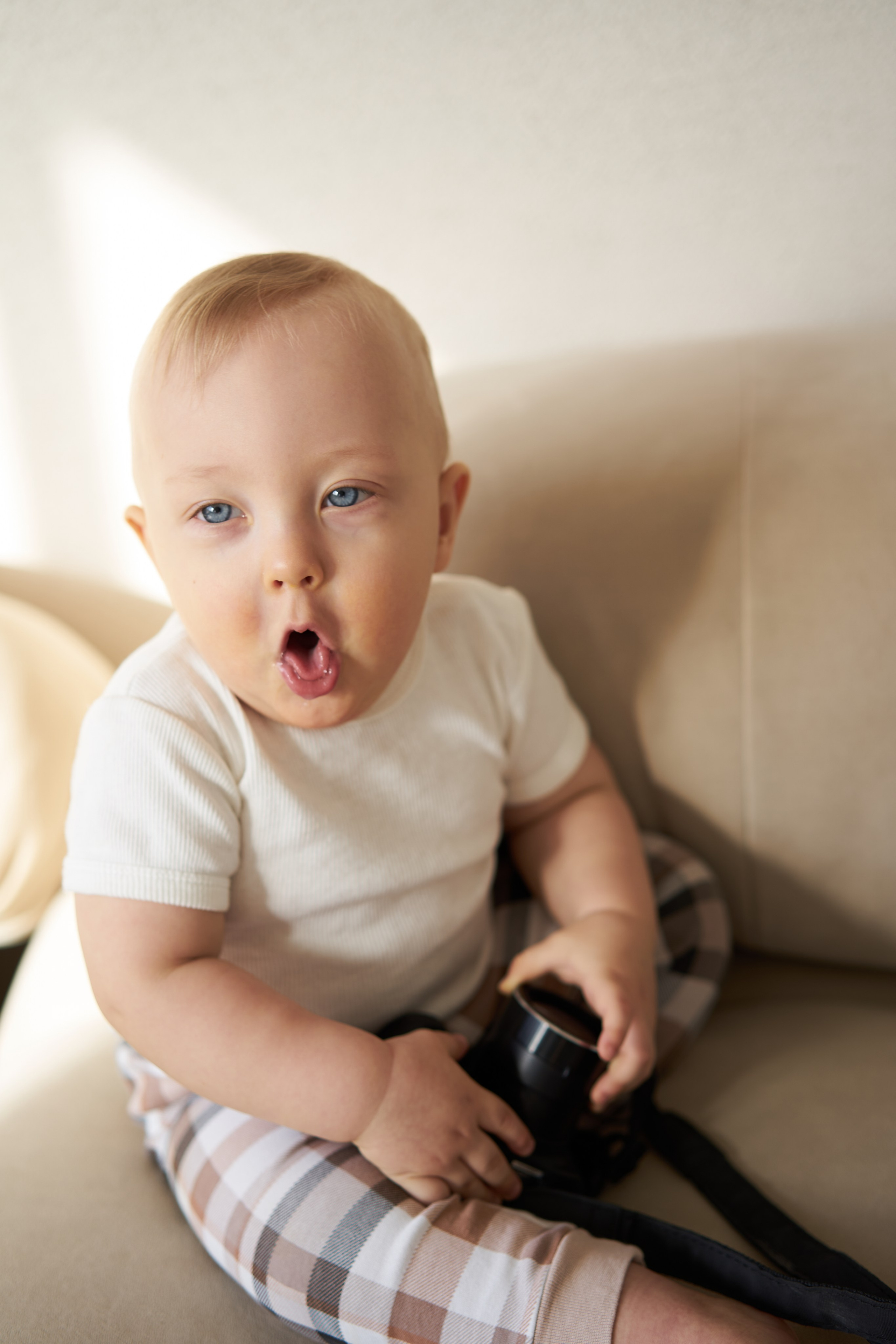 Семейная фотосессия в студии. Фотограф Екатеринбург Кокшарова Александра