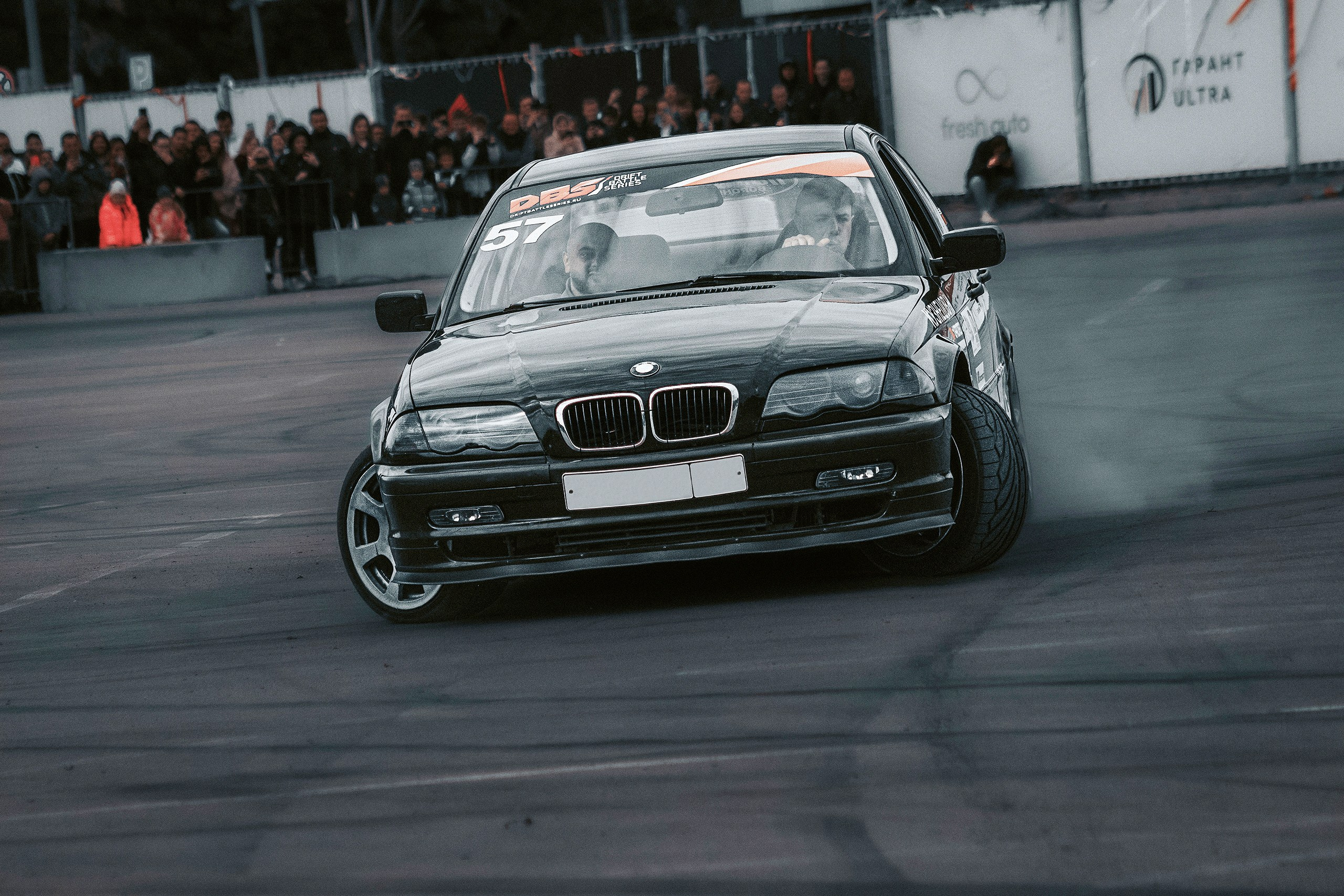 Стоимость репортажной фотосъемки в Воронеже. Свадебный и репортажный фотограф в Воронеже Роман Янко