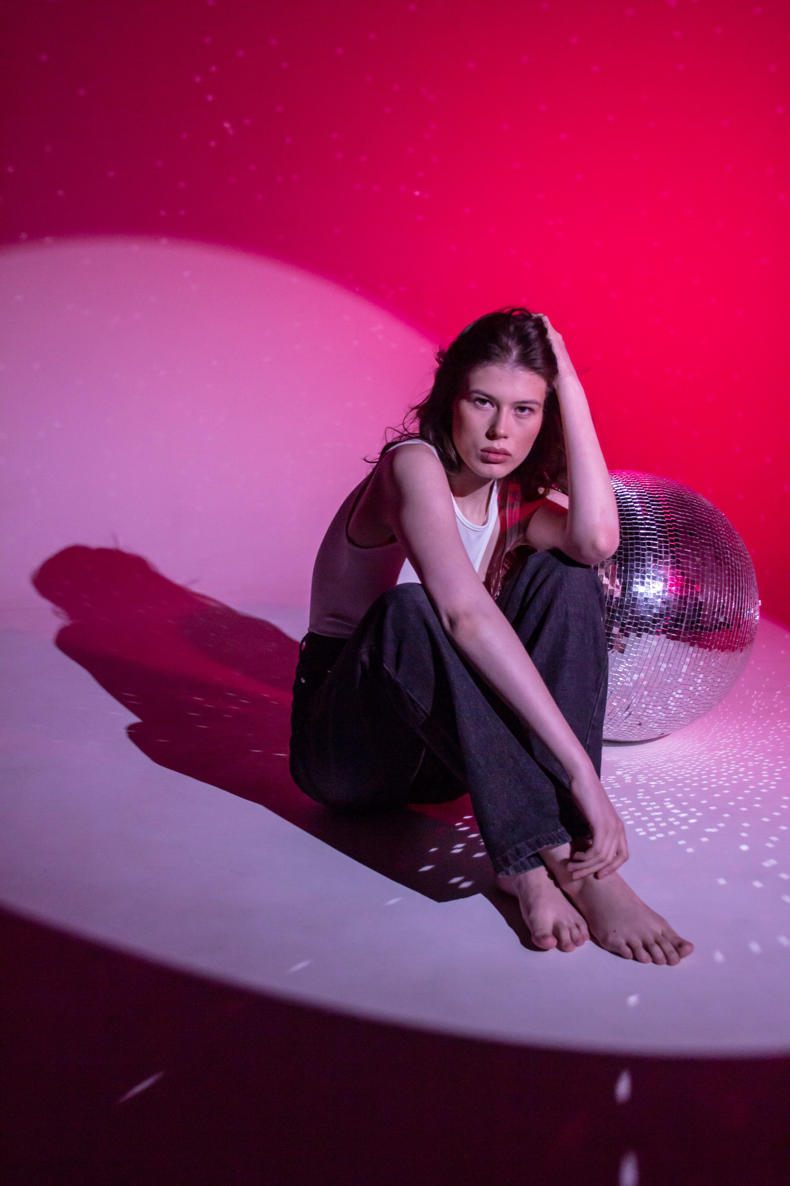 С дискошаром. Портретный фотограф в Москве и Московской области Гнутиков Сергей