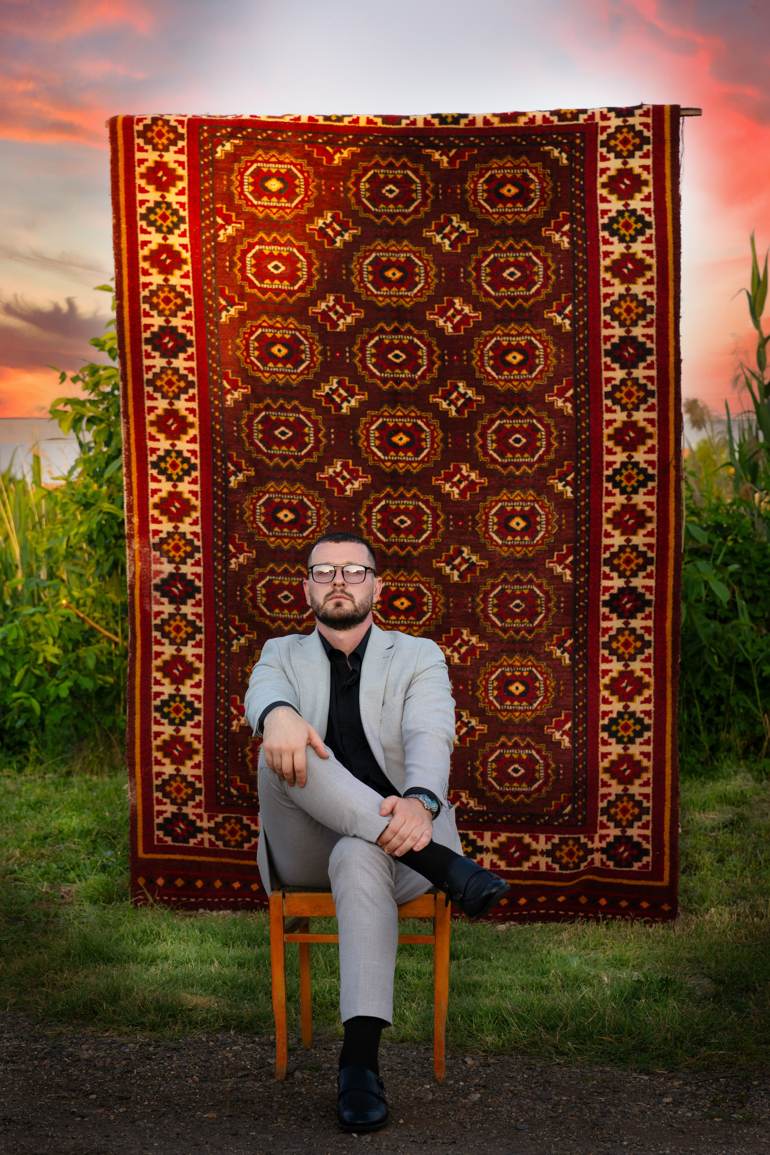 Ковровое огнище (огонь за спиной, а на душе покой). Главная